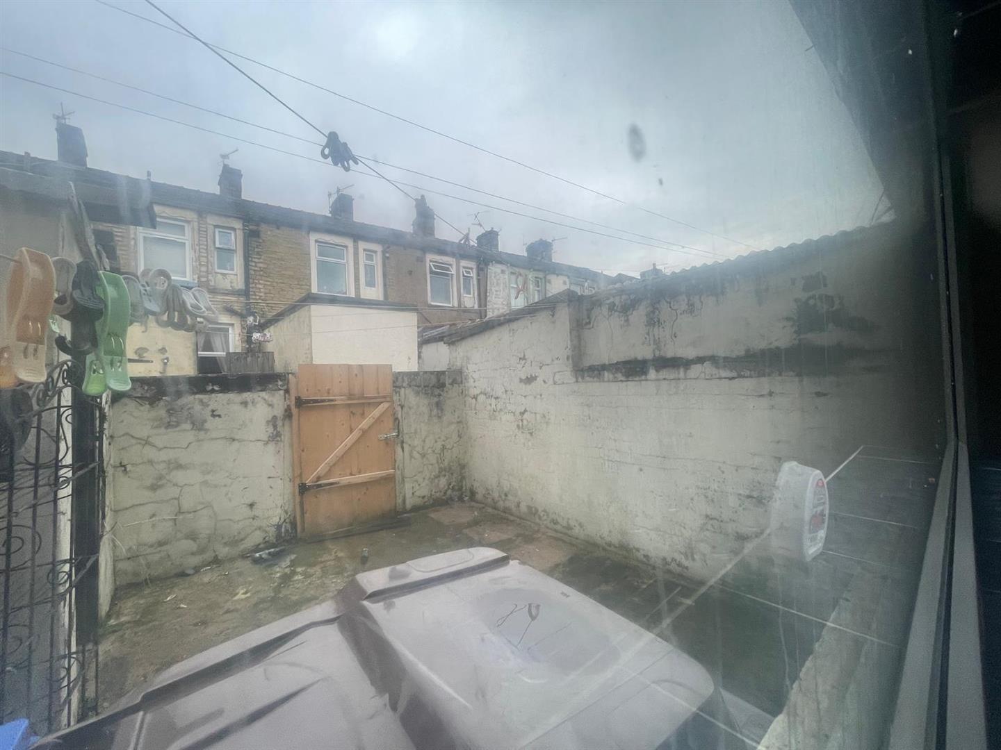 2 bed terraced house for sale in Clover Hill Road, Nelson  - Property Image 2