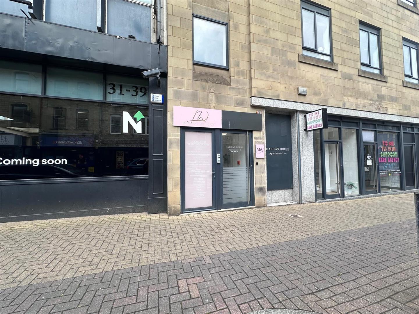 Commercial property to rent in Manchester Road, Burnley, BB11