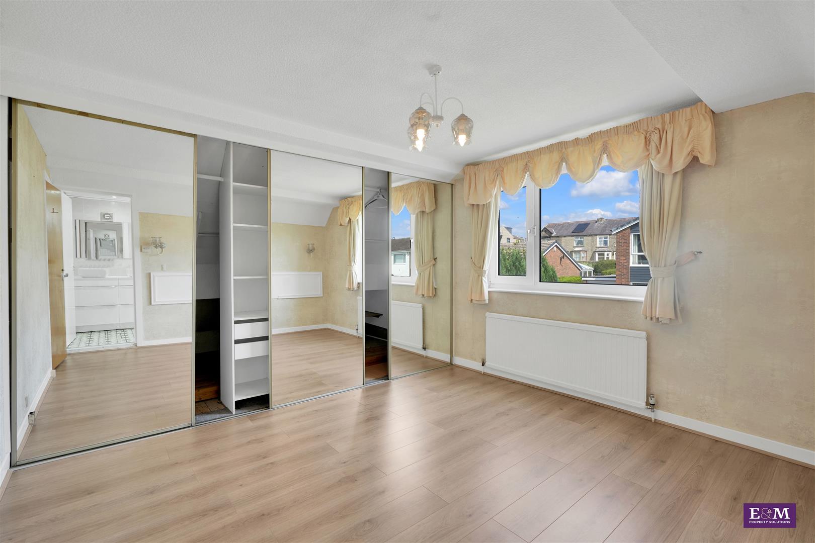 4 bed detached house for sale in Hallwood Close, Burnley 9