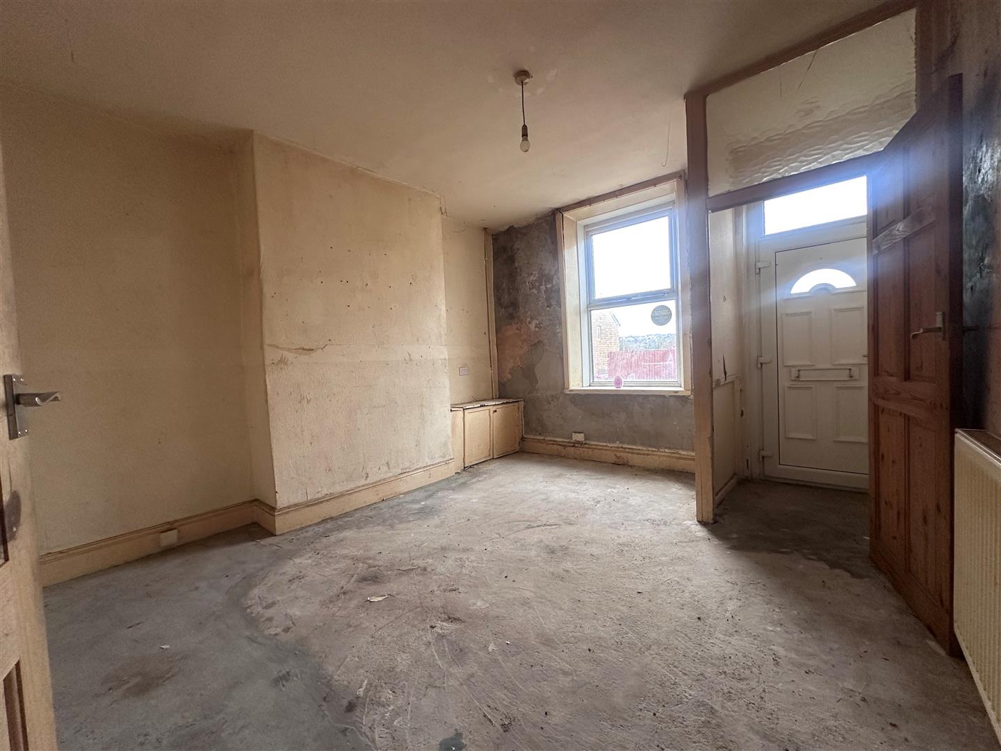 2 bed terraced house for sale in Branch Road, Burnley  - Property Image 3