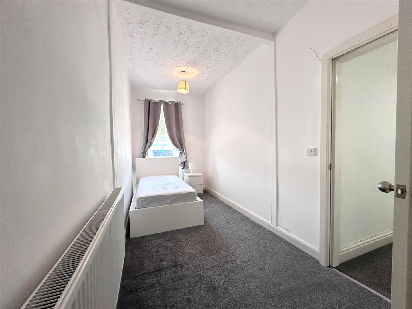 2 bed terraced house for sale in Plumbe Street, Burnley  - Property Image 9