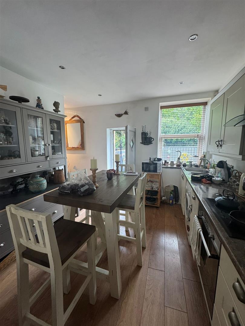 2 bed terraced house for sale in Clarence Street, Burnley 5