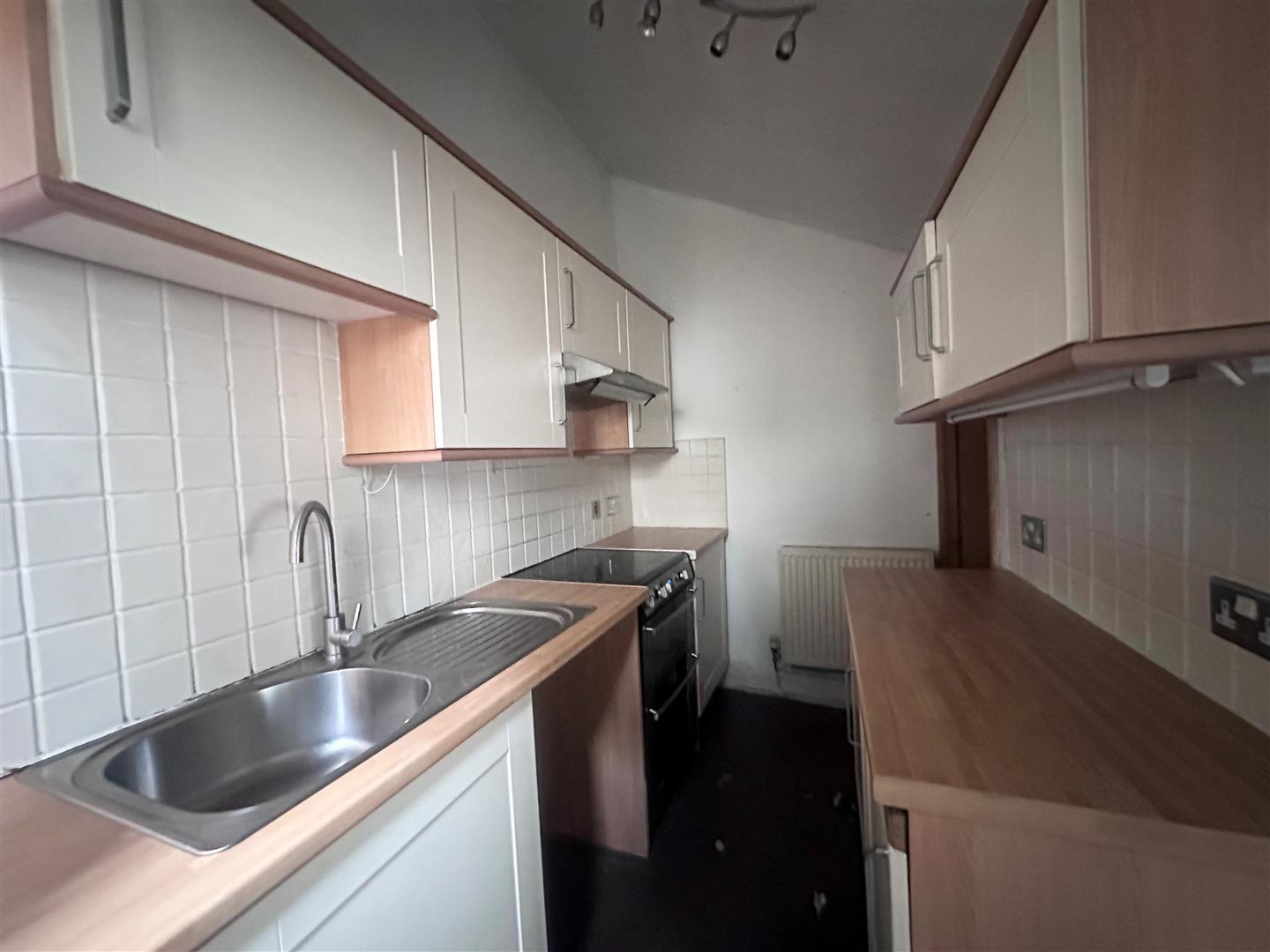 2 bed end of terrace house for sale in Lane Ends, Nelson 2