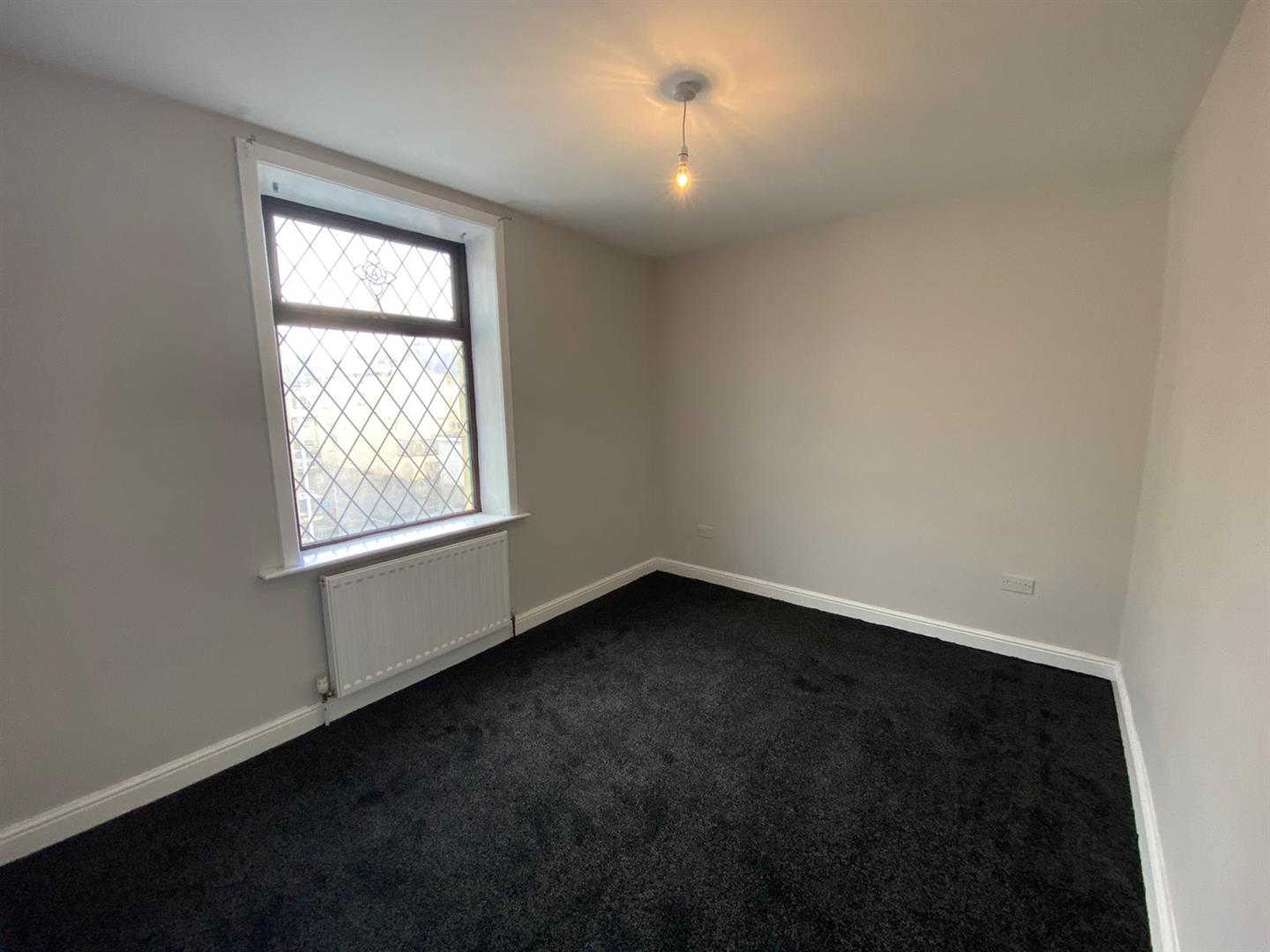 2 bed end of terrace house to rent in Scarlett Street, Burnley  - Property Image 7