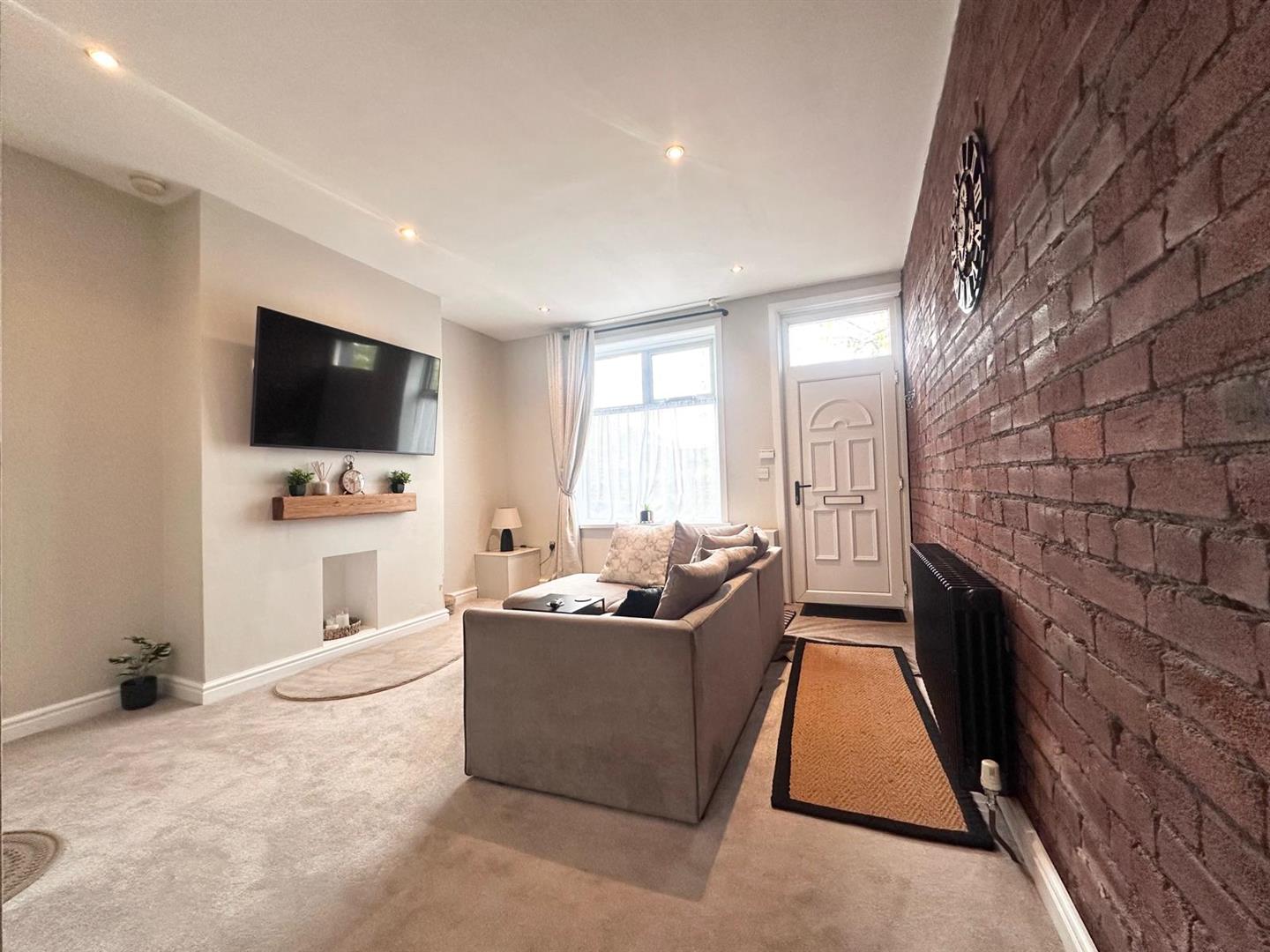 2 bed terraced house for sale in Talbot Street, Burnley 3