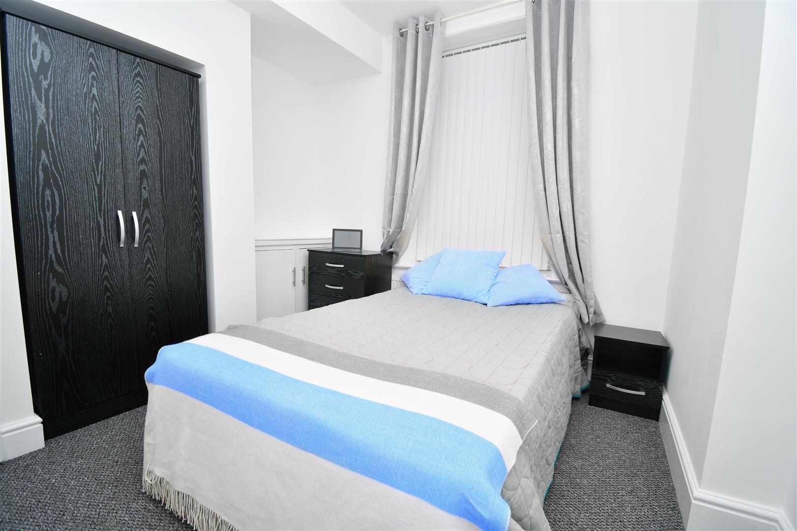 4 bed terraced house for sale in Scarlett Street, Burnley  - Property Image 4