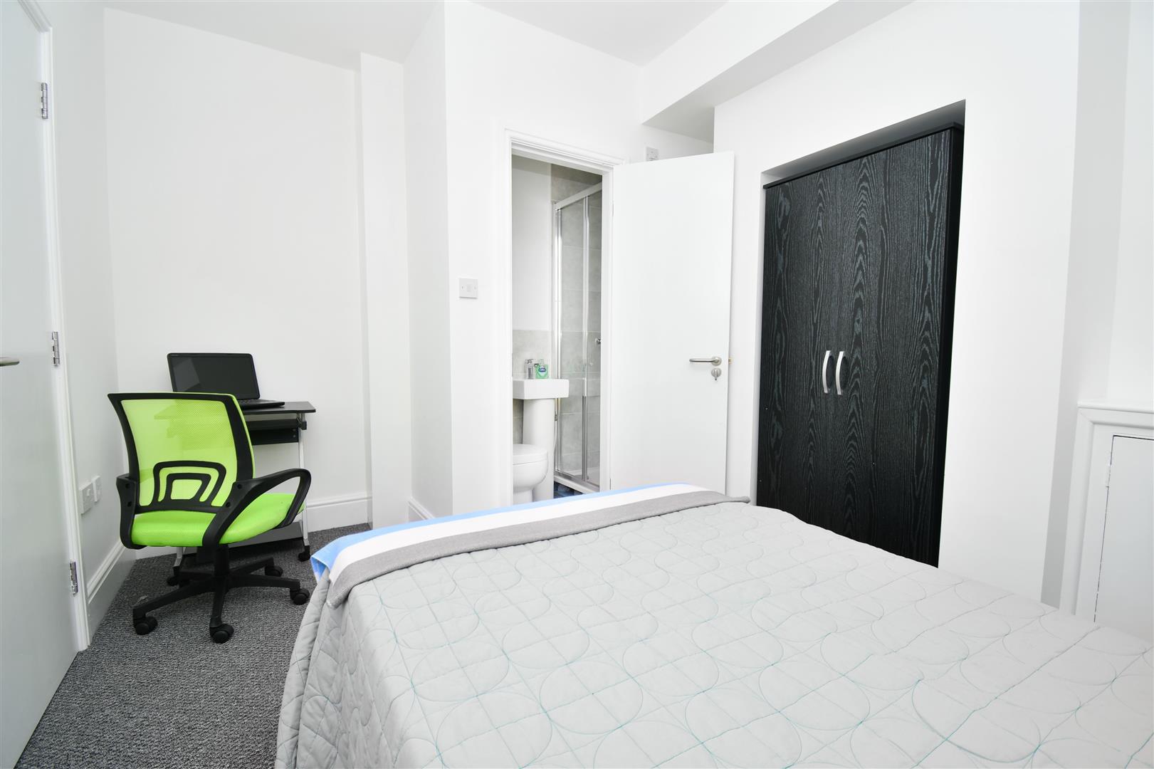 4 bed terraced house for sale in Scarlett Street, Burnley 4