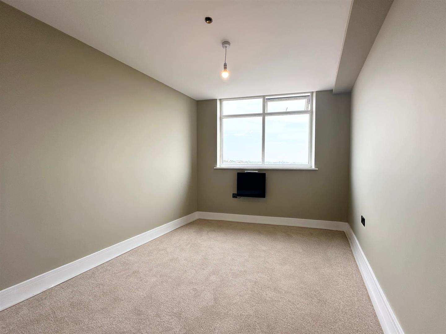 2 bed flat to rent in Sheffield Road, Barnsley  - Property Image 8