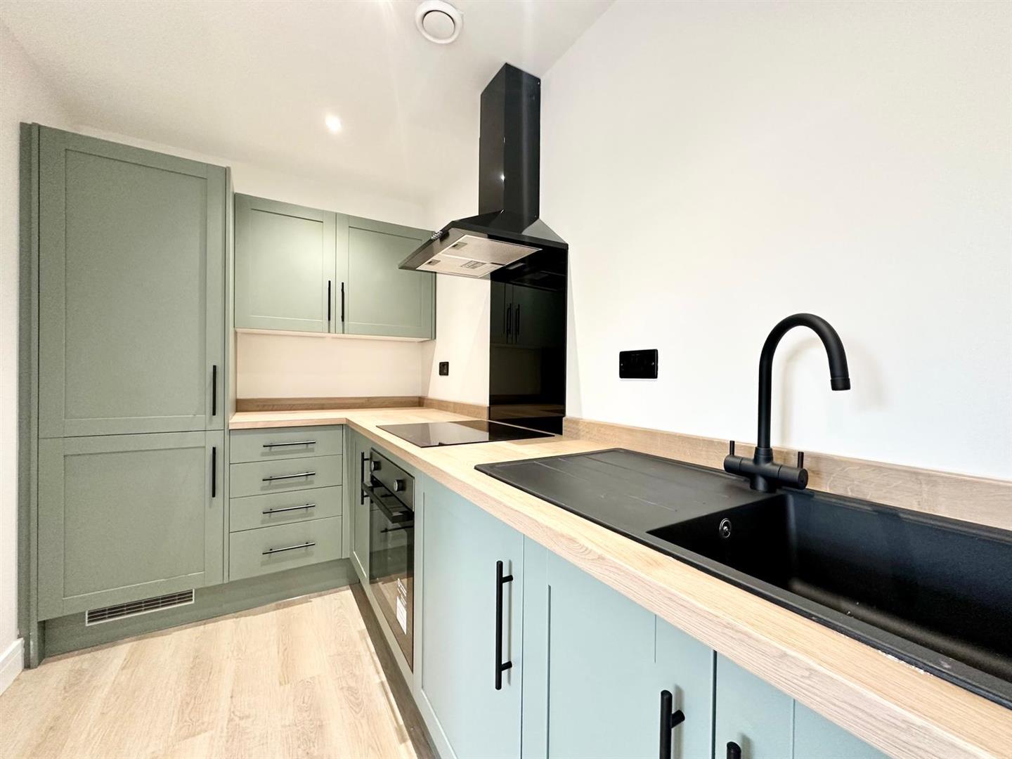 2 bed flat to rent in Sheffield Road, Barnsley  - Property Image 9