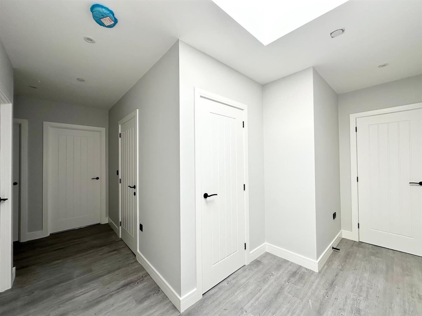 2 bed flat to rent in Sheffield Road, Barnsley 1