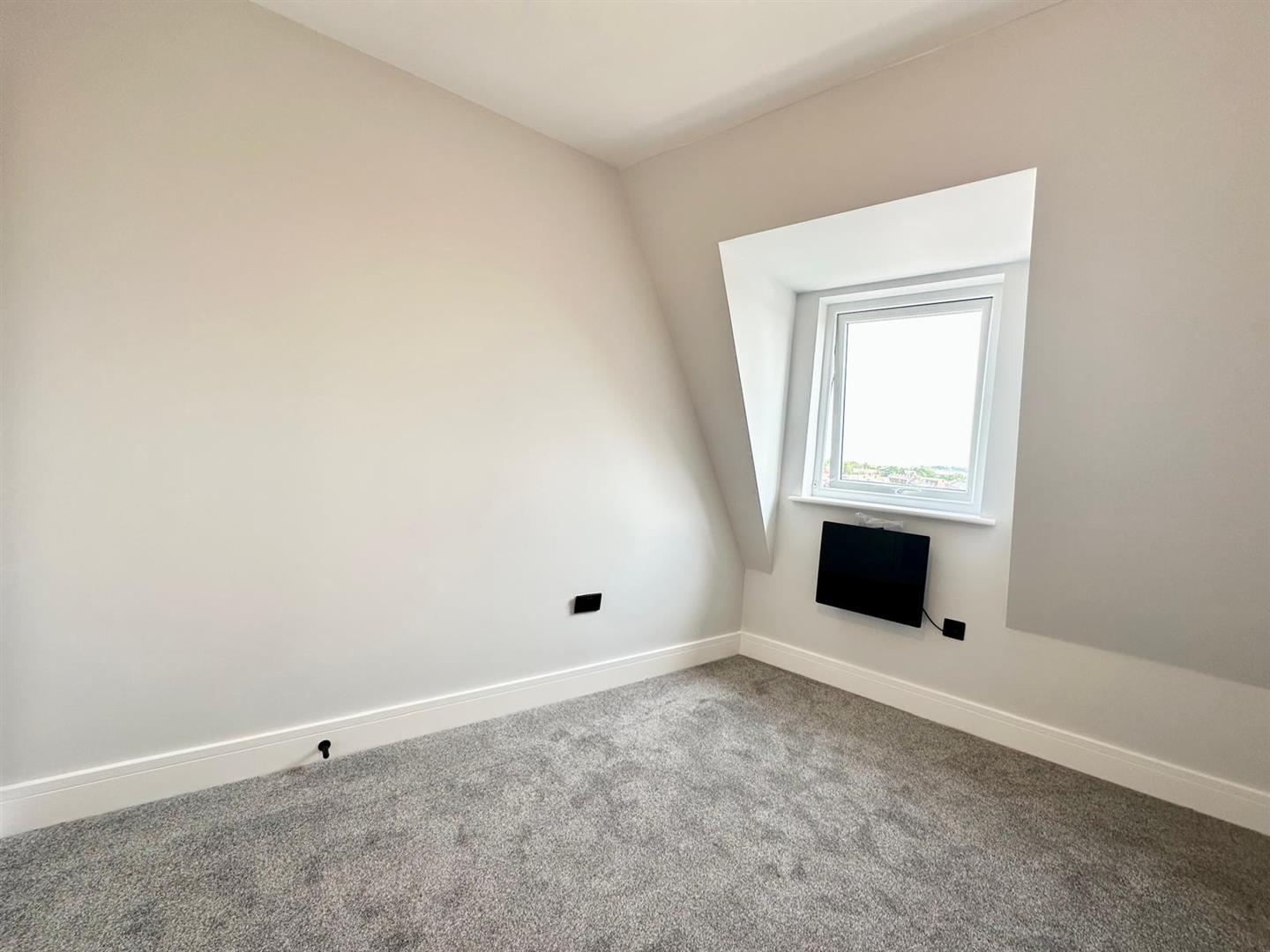 2 bed flat to rent in Sheffield Road, Barnsley  - Property Image 5