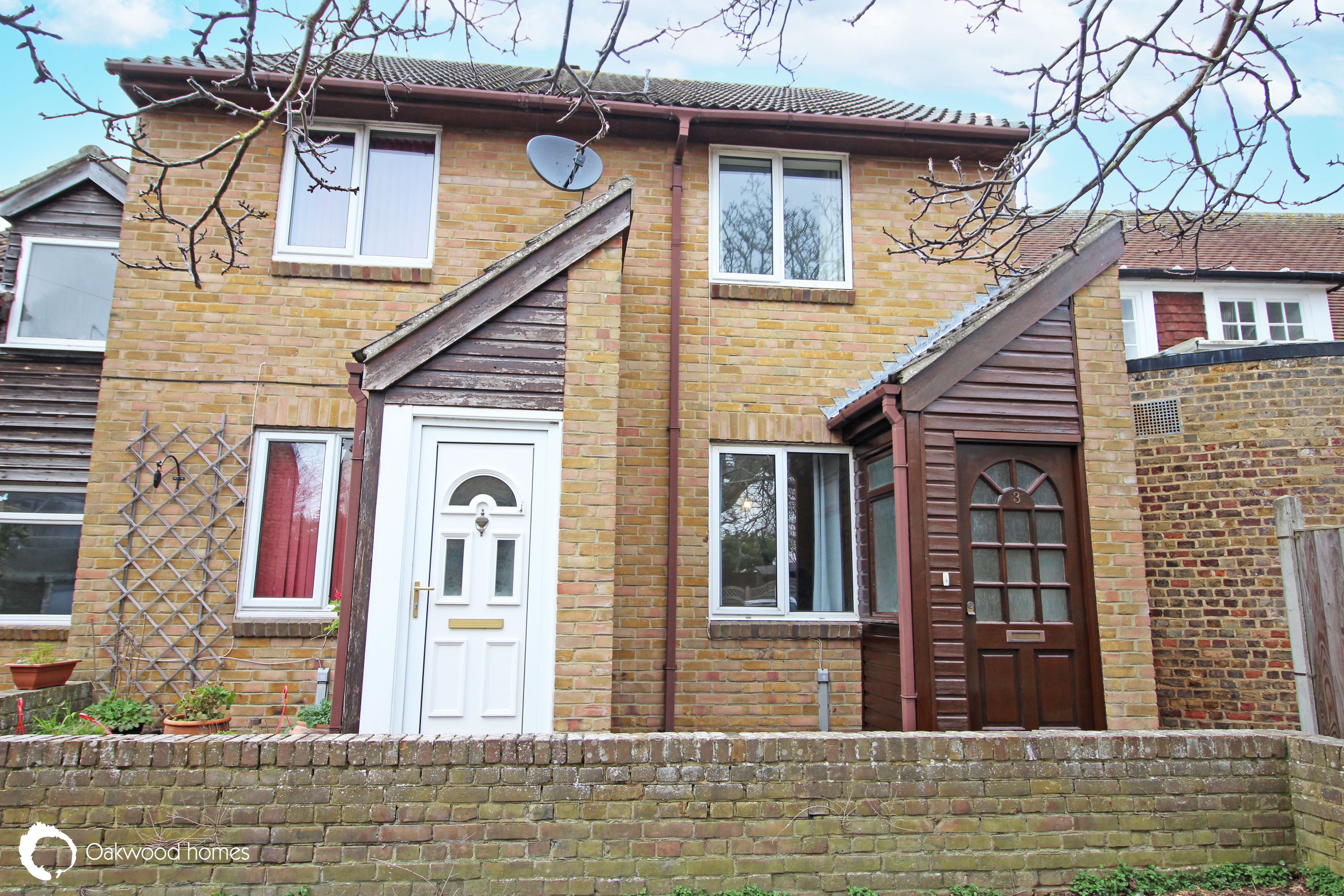 2 bed terraced house for sale in Walnut Tree Close, Birchington - Property Image 1