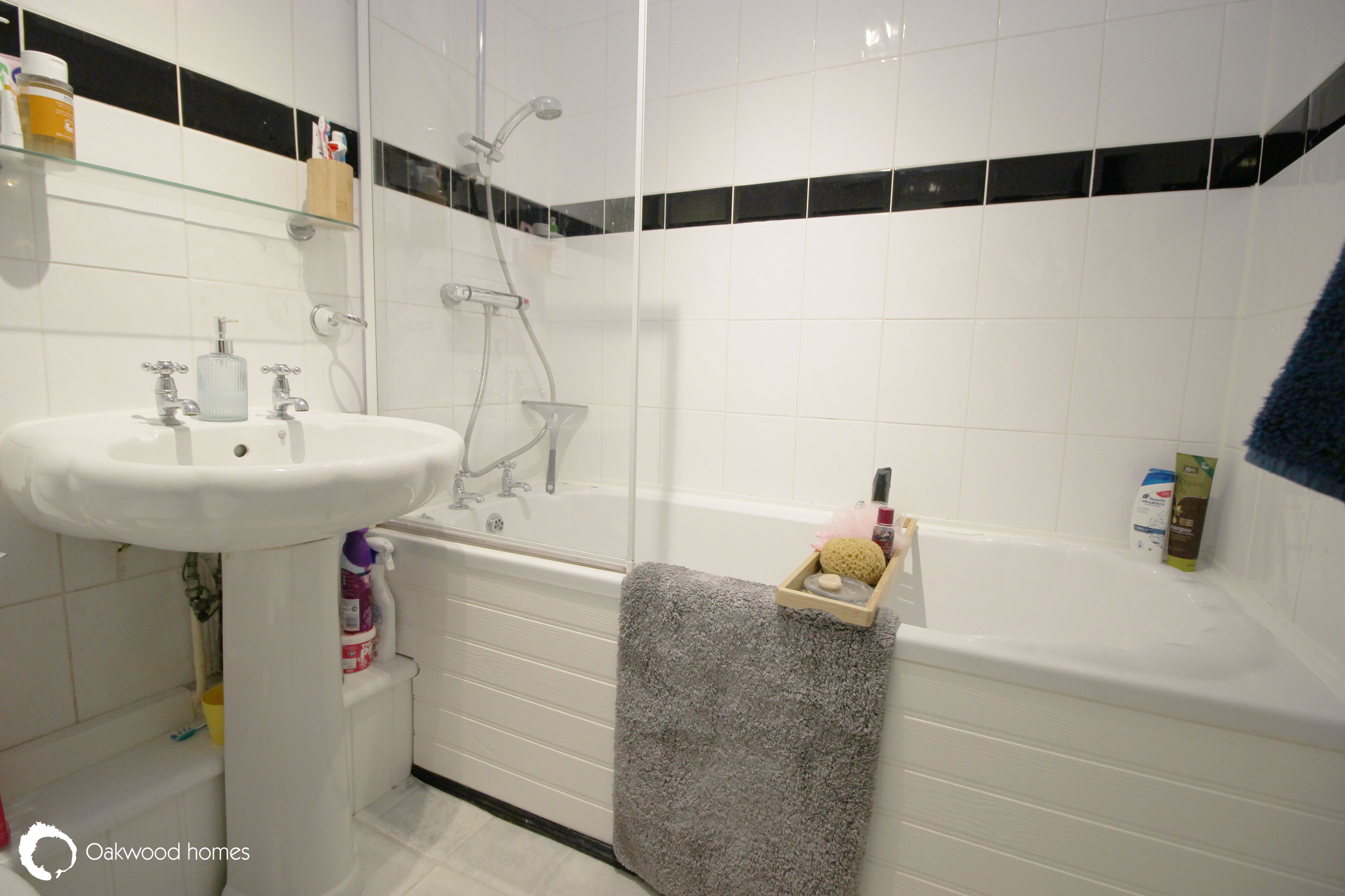 1 bed flat for sale in The Birches, Birchington  - Property Image 5
