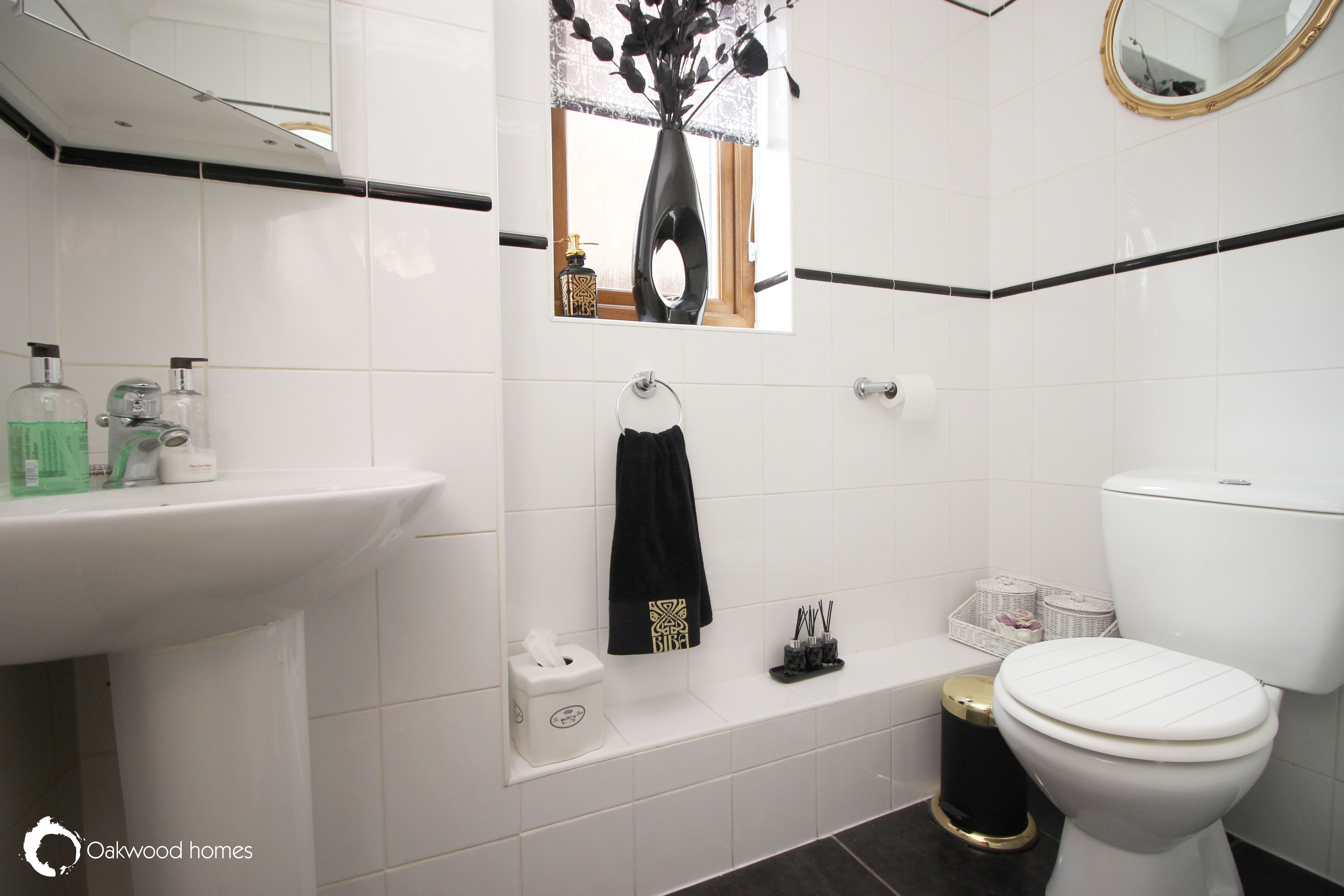 4 bed detached house for sale in Ramsgate Road, Broadstairs  - Property Image 22