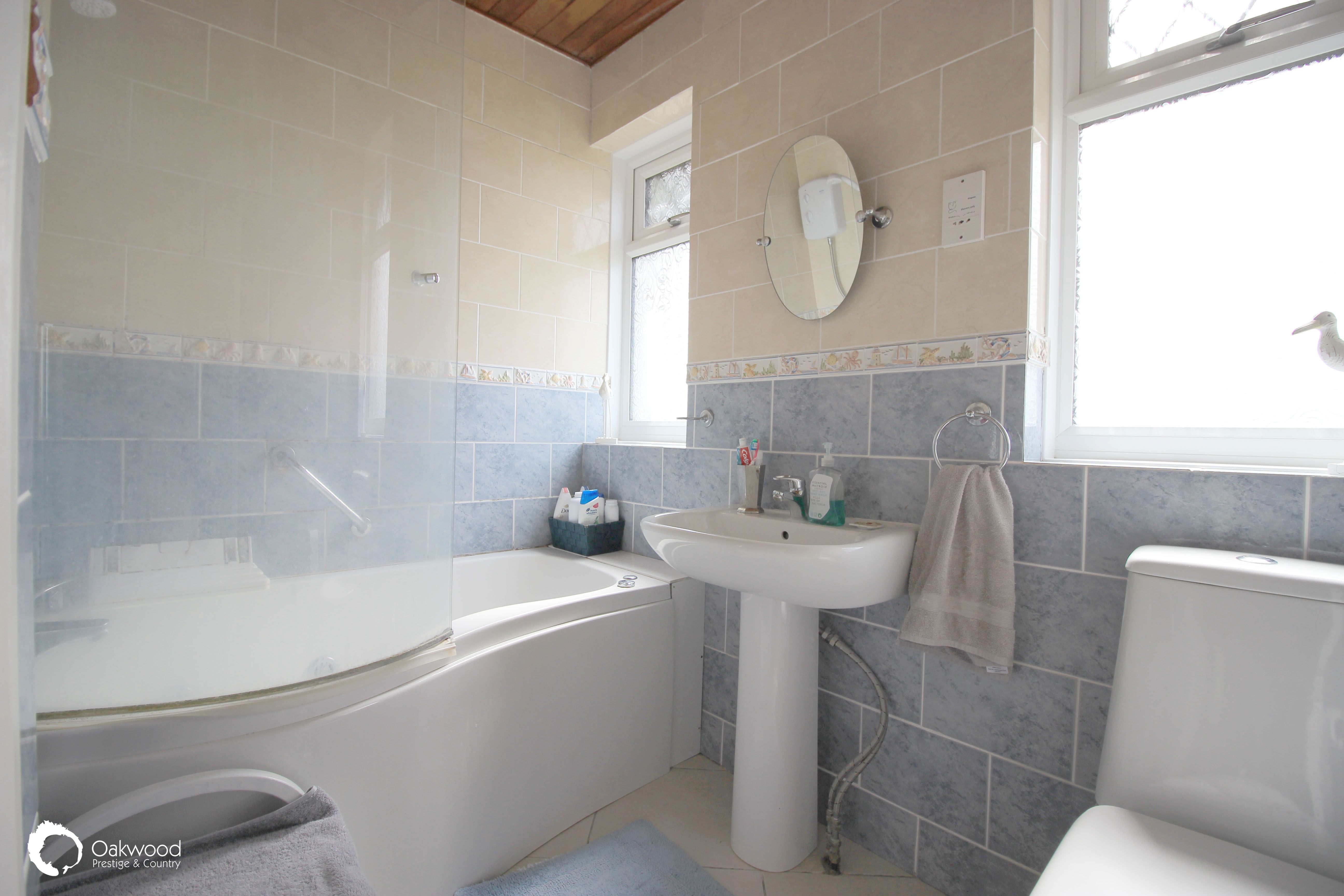3 bed detached house for sale in Victoria Parade, Ramsgate  - Property Image 9