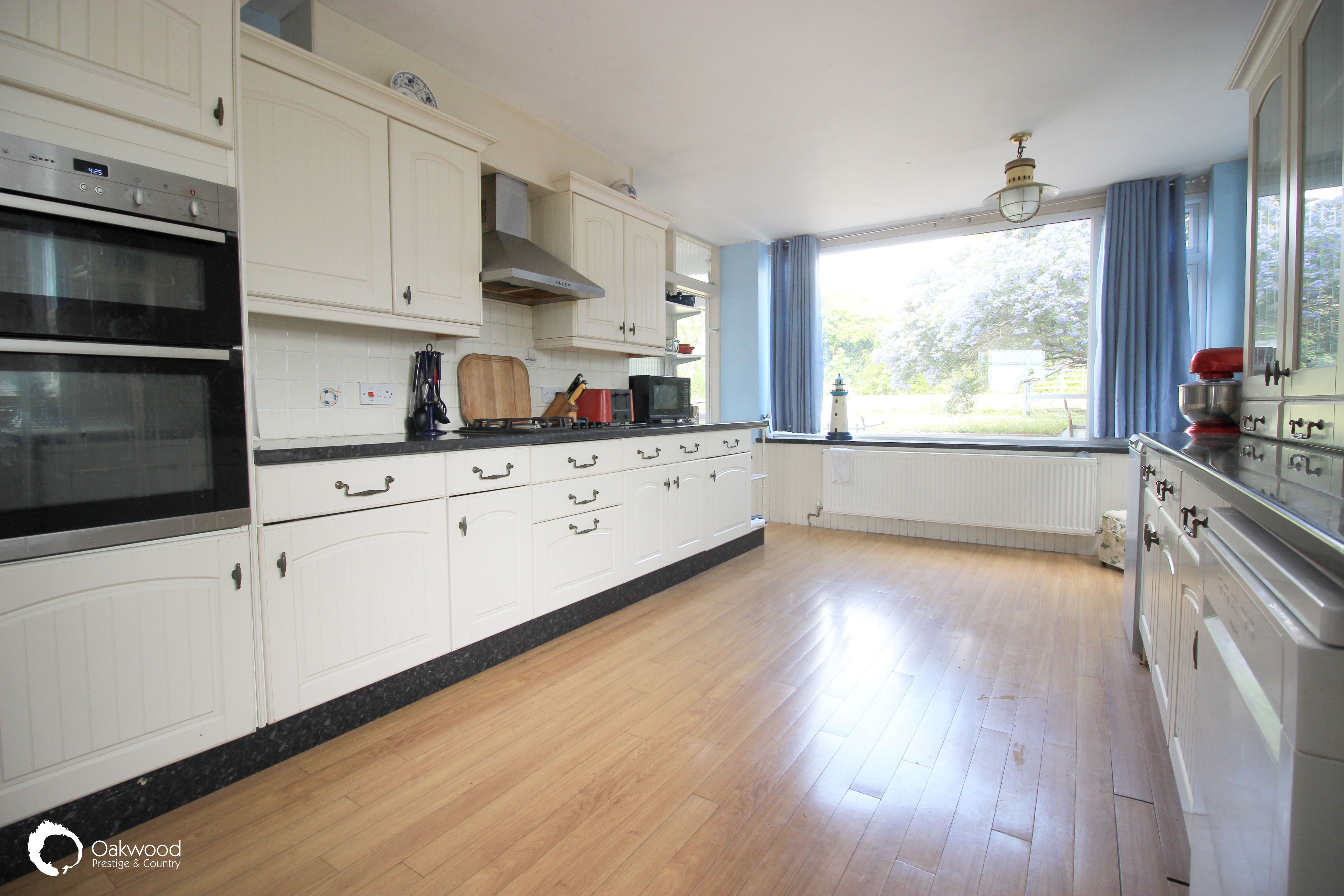 3 bed detached house for sale in Victoria Parade, Ramsgate  - Property Image 23
