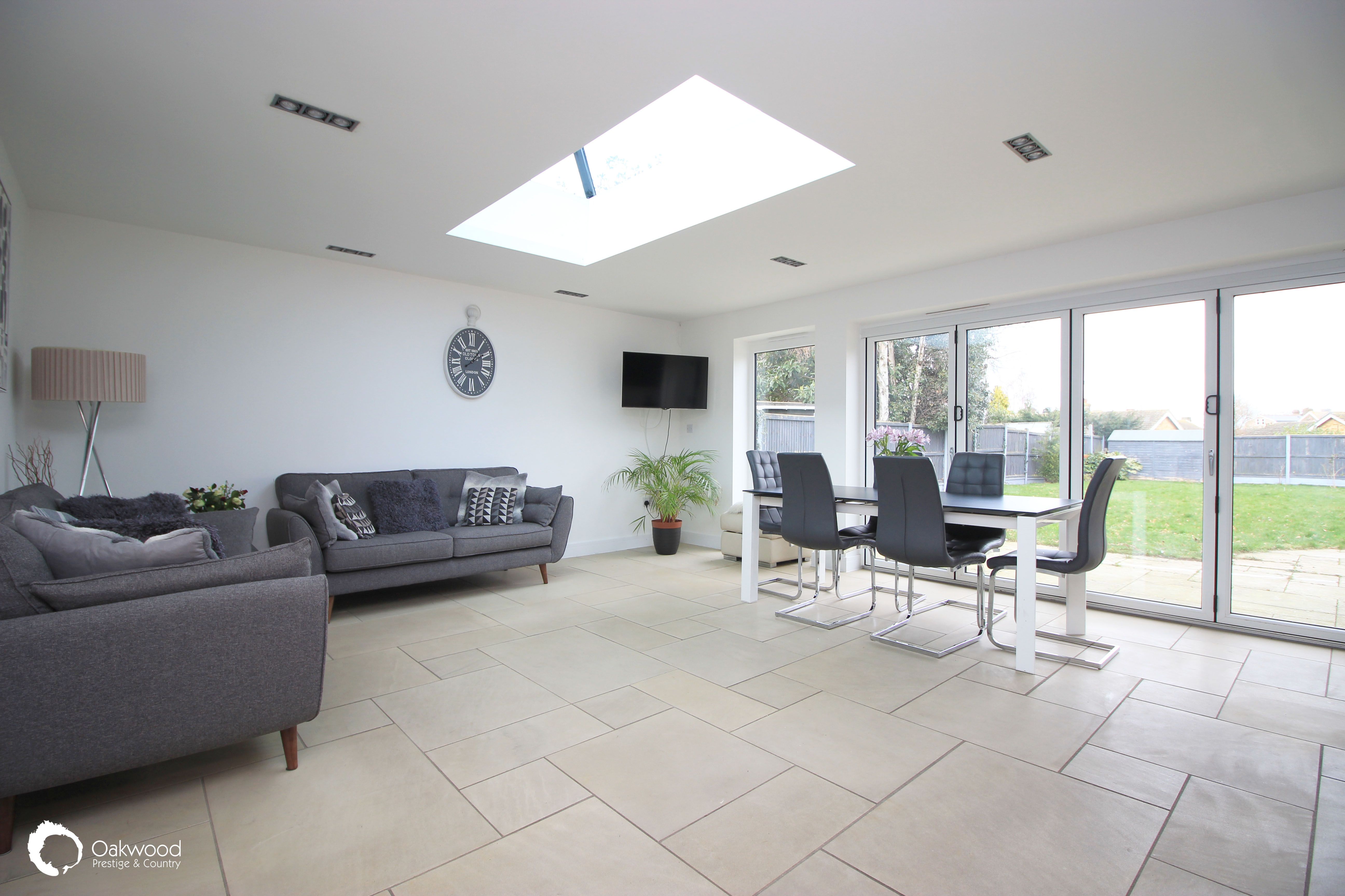 4 bed detached bungalow for sale in Broadstairs Road, Broadstairs  - Property Image 5