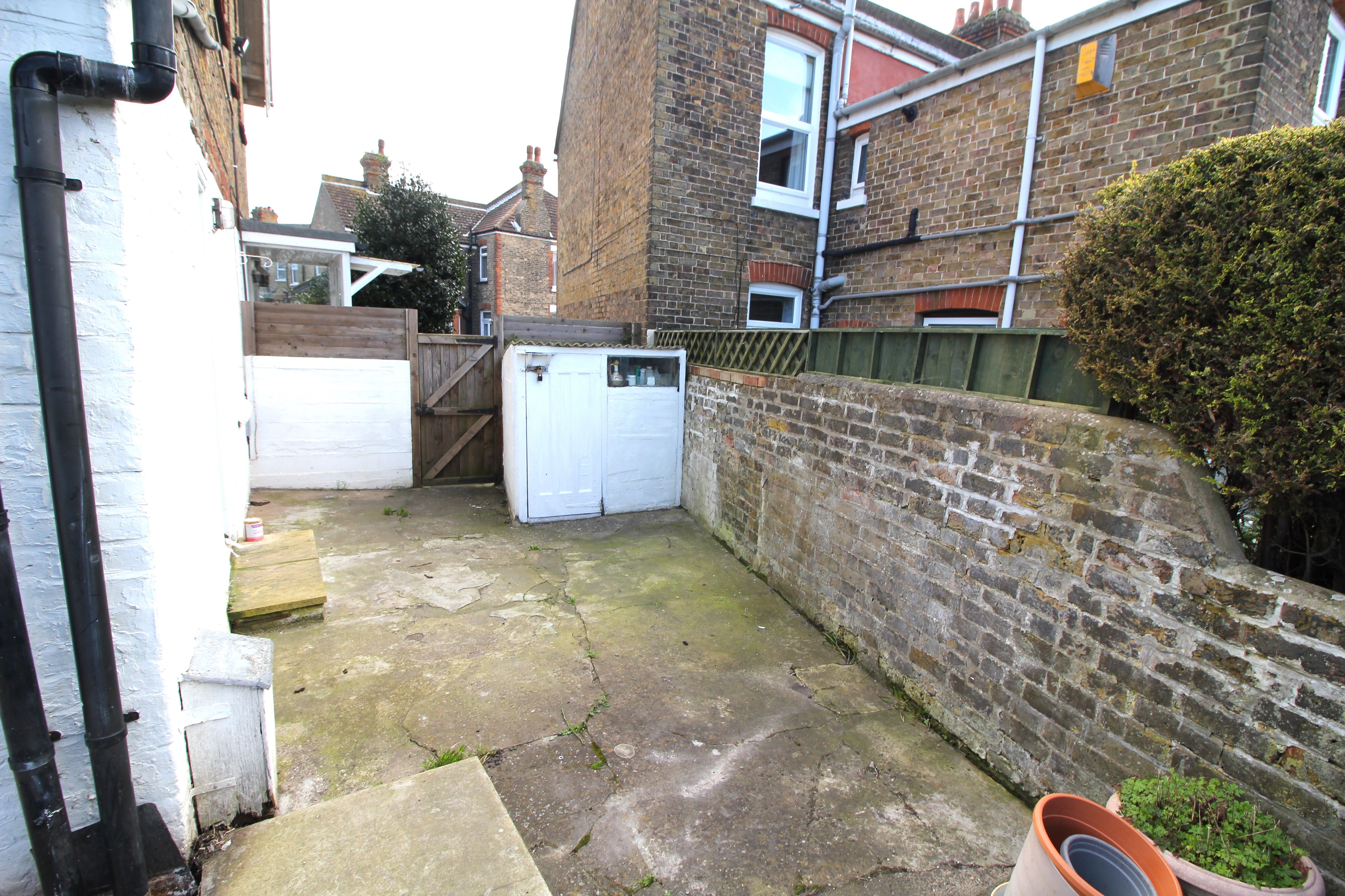 2 bed semi-detached house to rent in Dumpton Park Road, Ramsgate  - Property Image 13