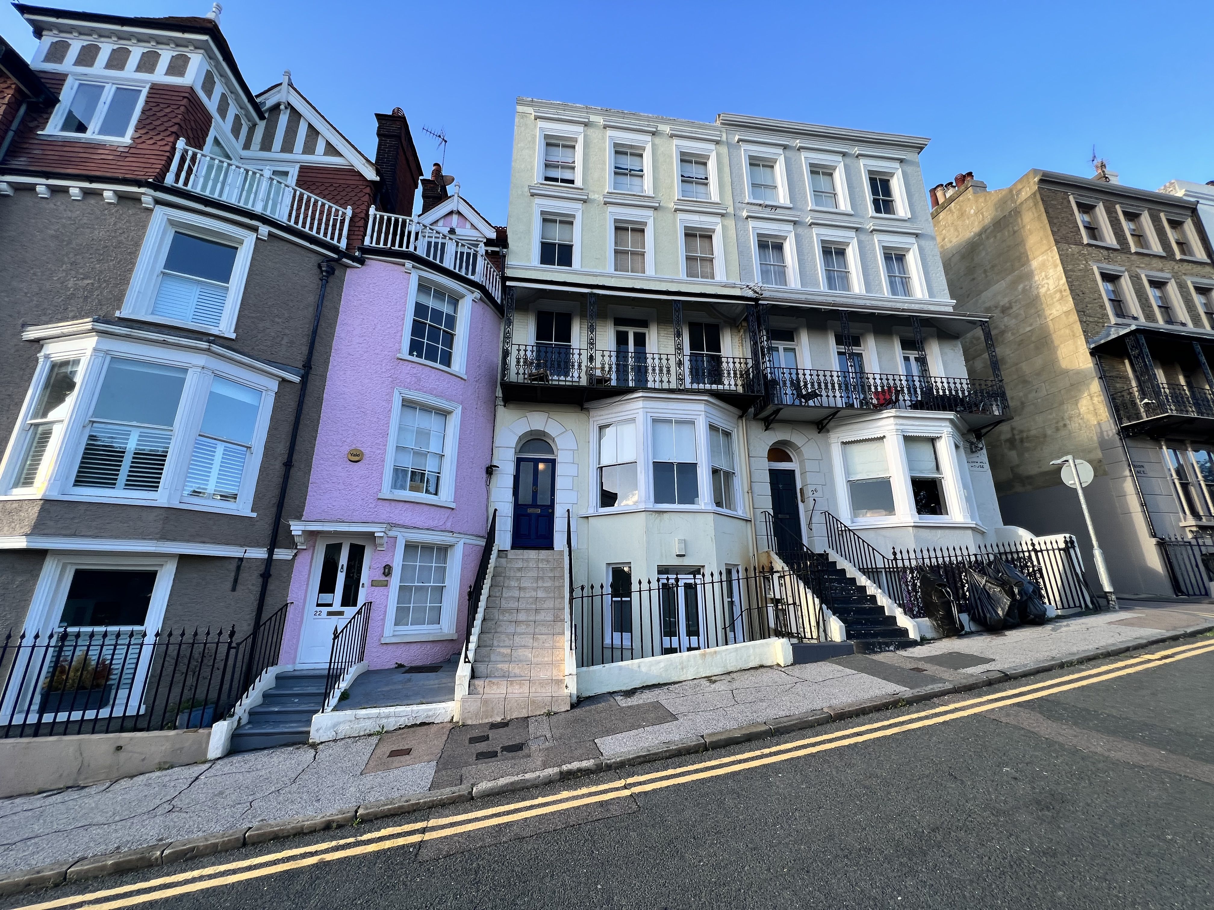 1 bed flat to rent in 24 Albion Hill, Ramsgate - Property Image 1