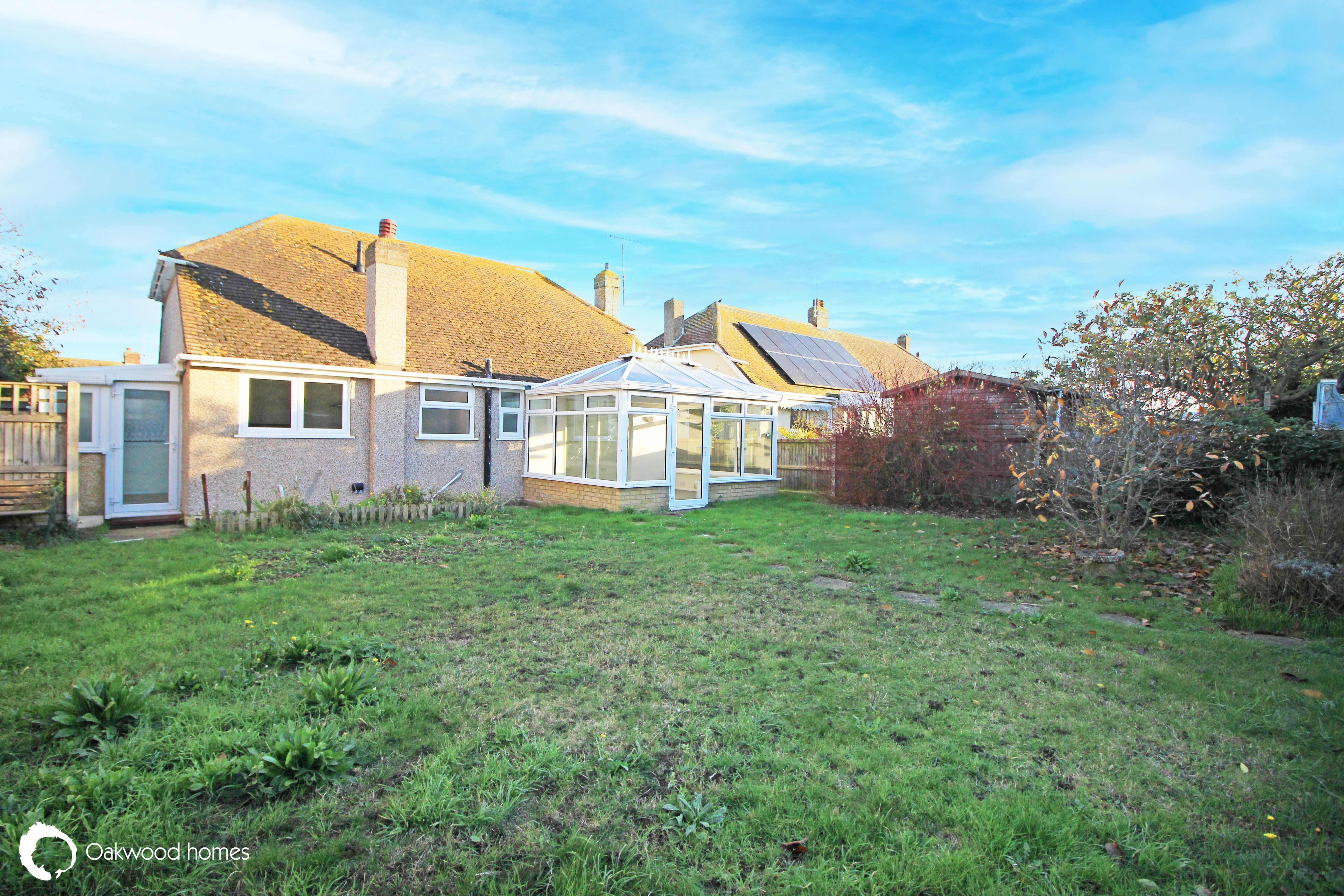 2 bed bungalow to rent in Edward Drive, Birchington  - Property Image 5