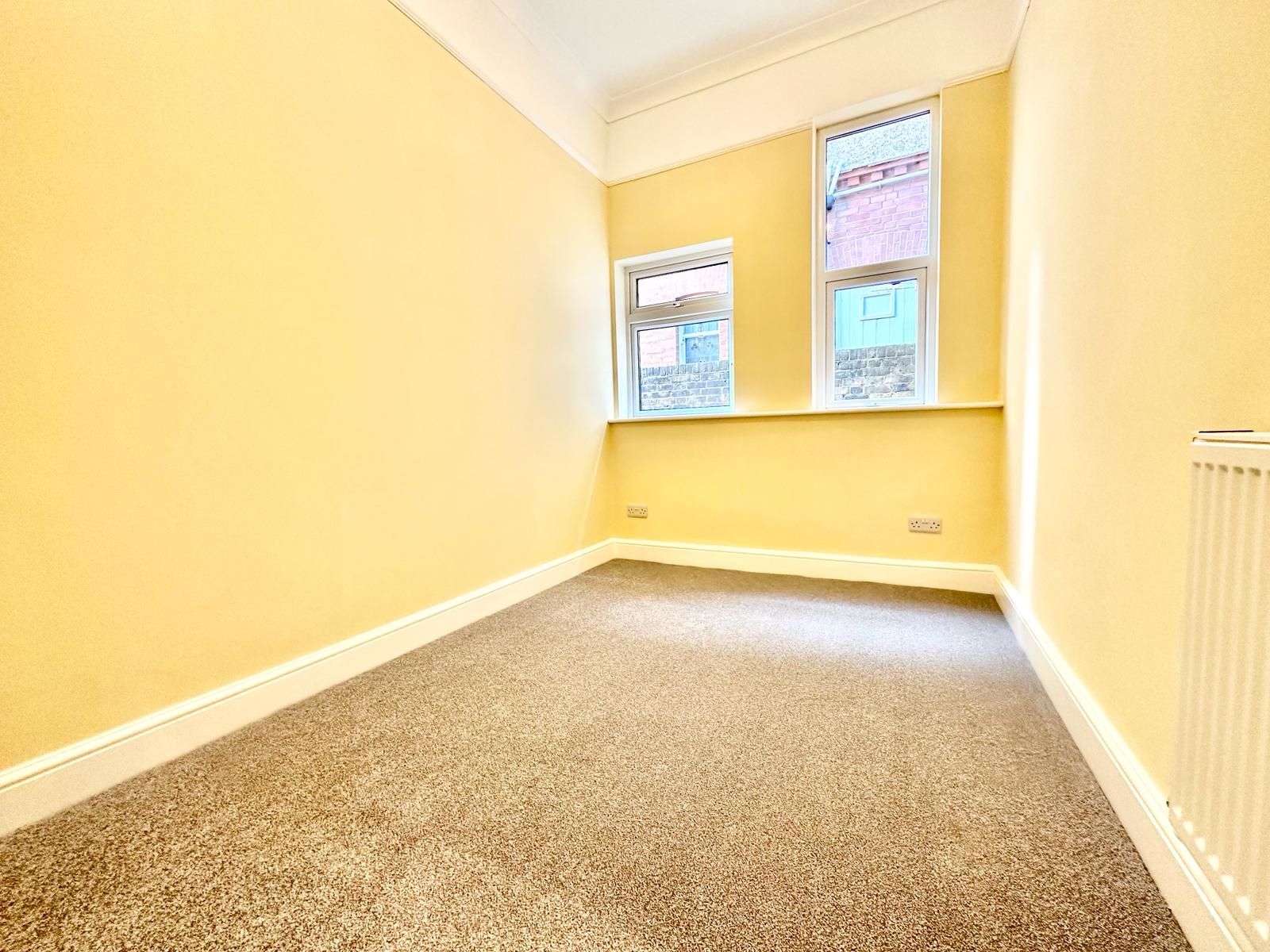 2 bed flat to rent in Devonshire Gardens, Cliftonville  - Property Image 9