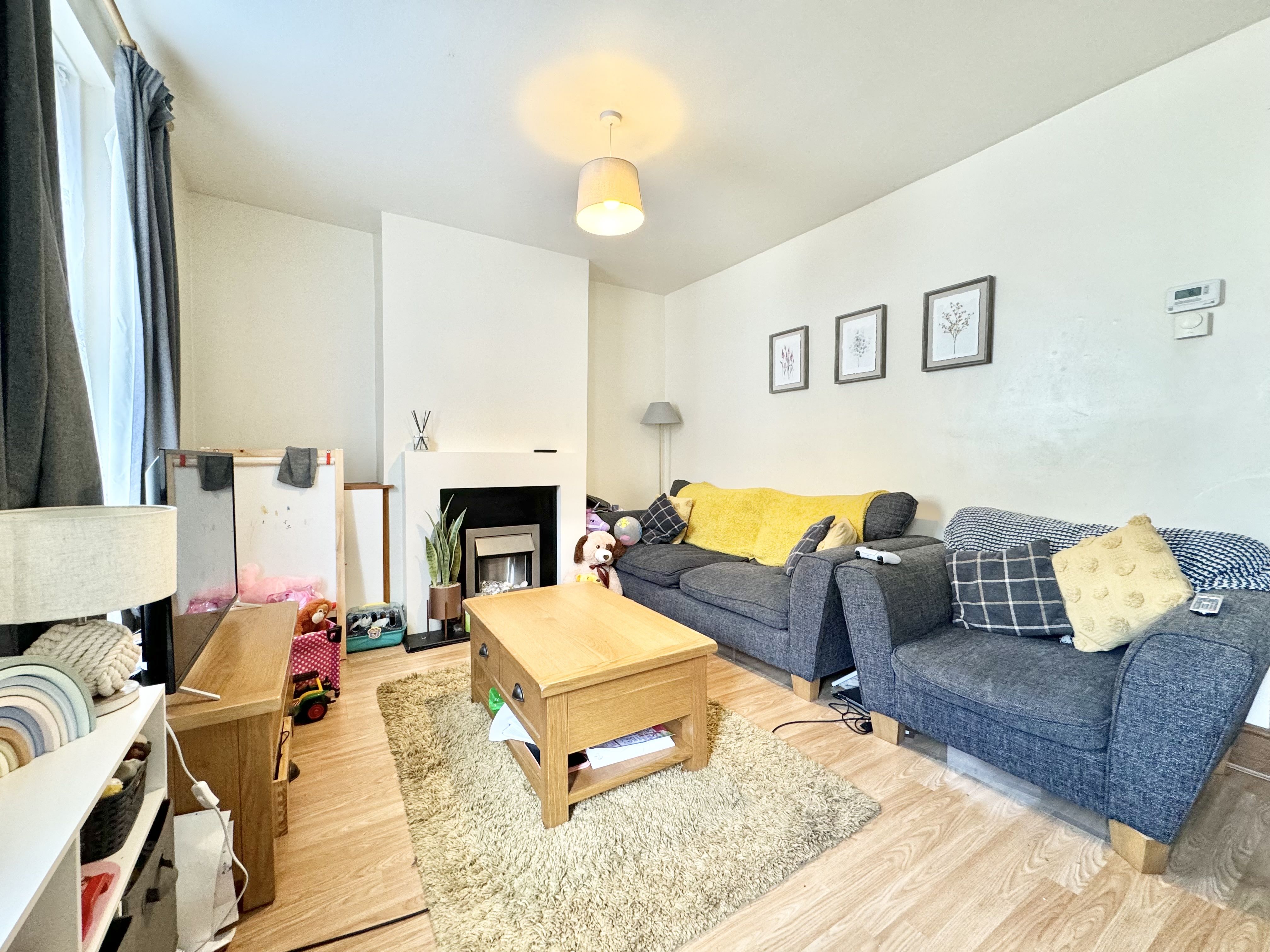 2 bed terraced house to rent in Alexandra Road, Ramsgate  - Property Image 3