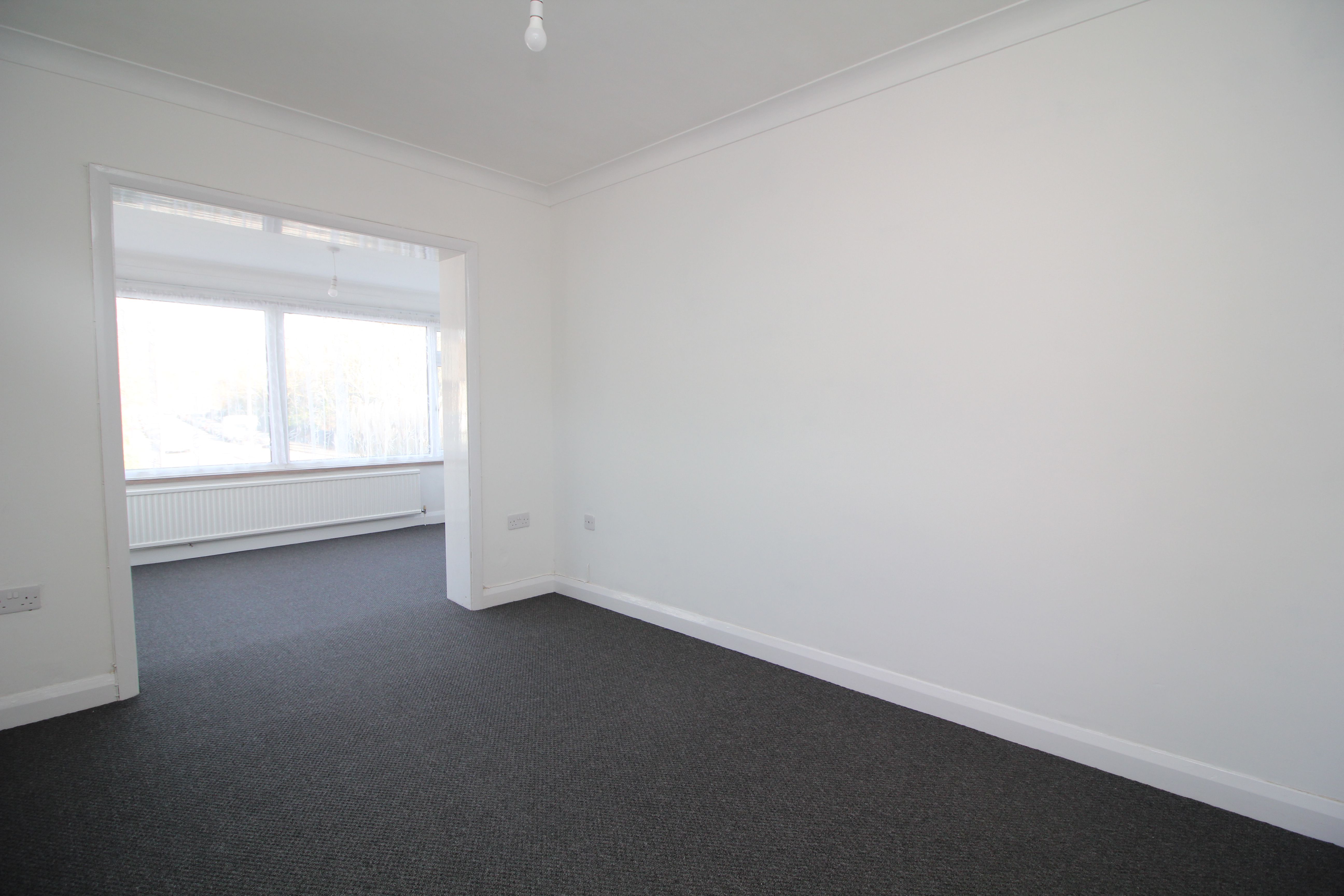 2 bed bungalow to rent in Park Crescent Road, Margate  - Property Image 5