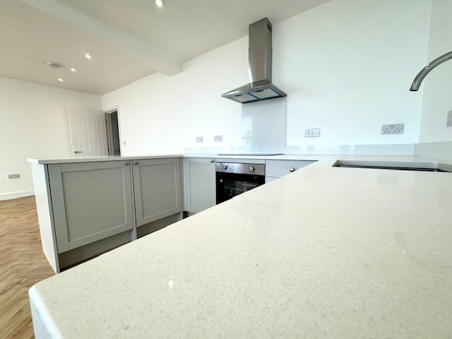 1 bed flat to rent in Mansion Street, Margate  - Property Image 3