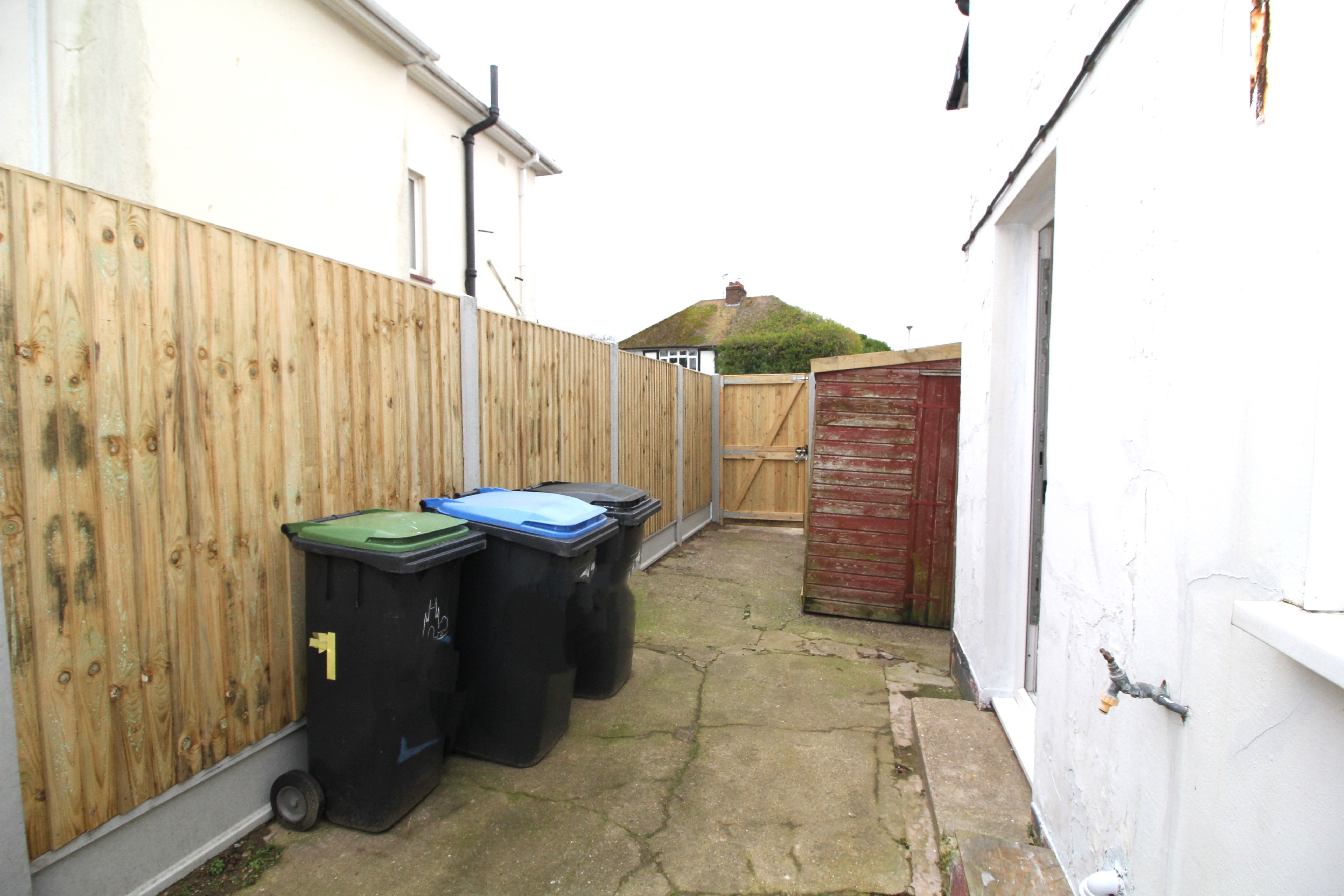 3 bed semi-detached house to rent in Lincoln Gardens, Birchington  - Property Image 12
