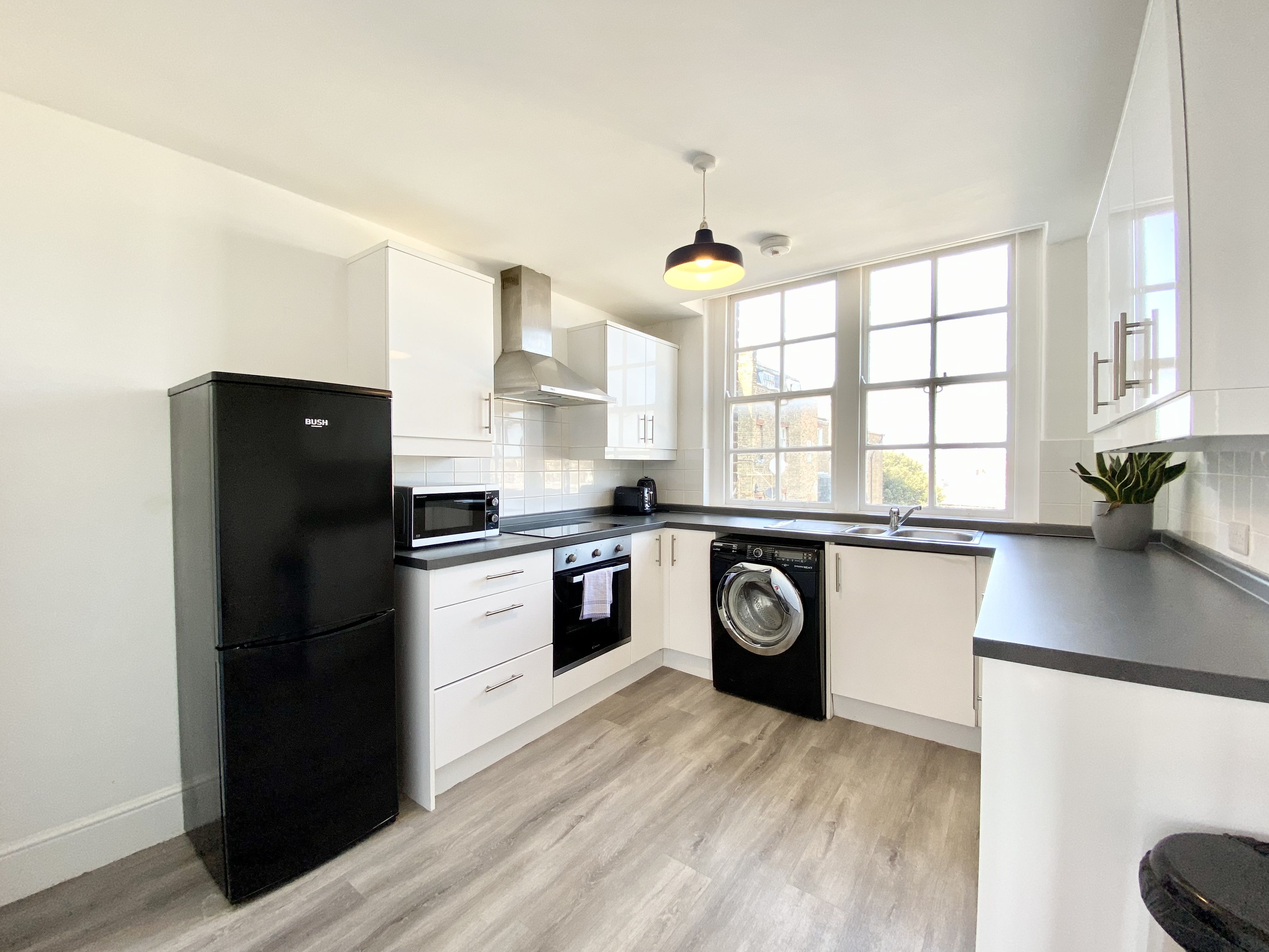 4 bed flat for sale in The Old Post Office, Margate  - Property Image 4