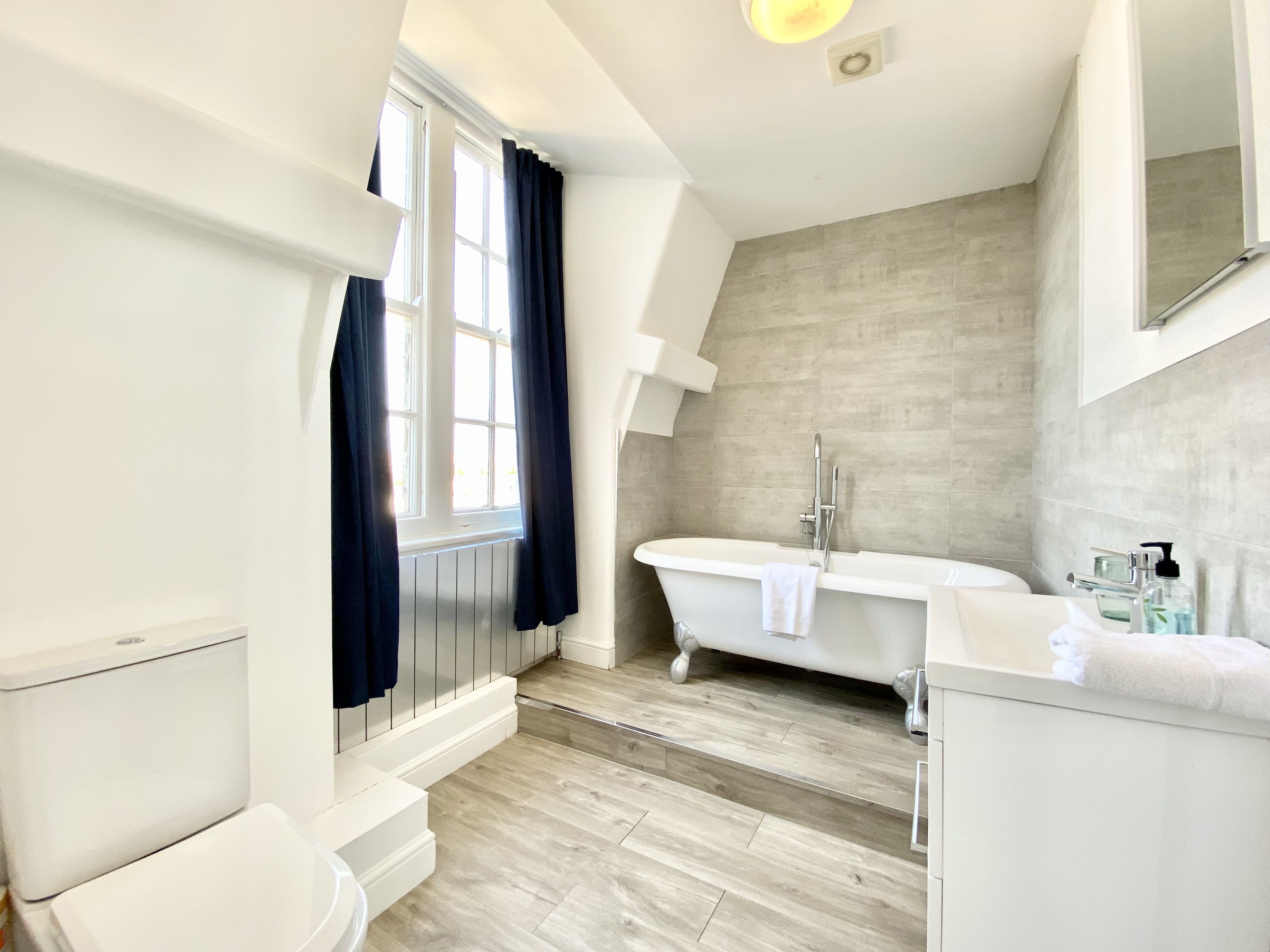 4 bed flat for sale in The Old Post Office, Margate  - Property Image 12