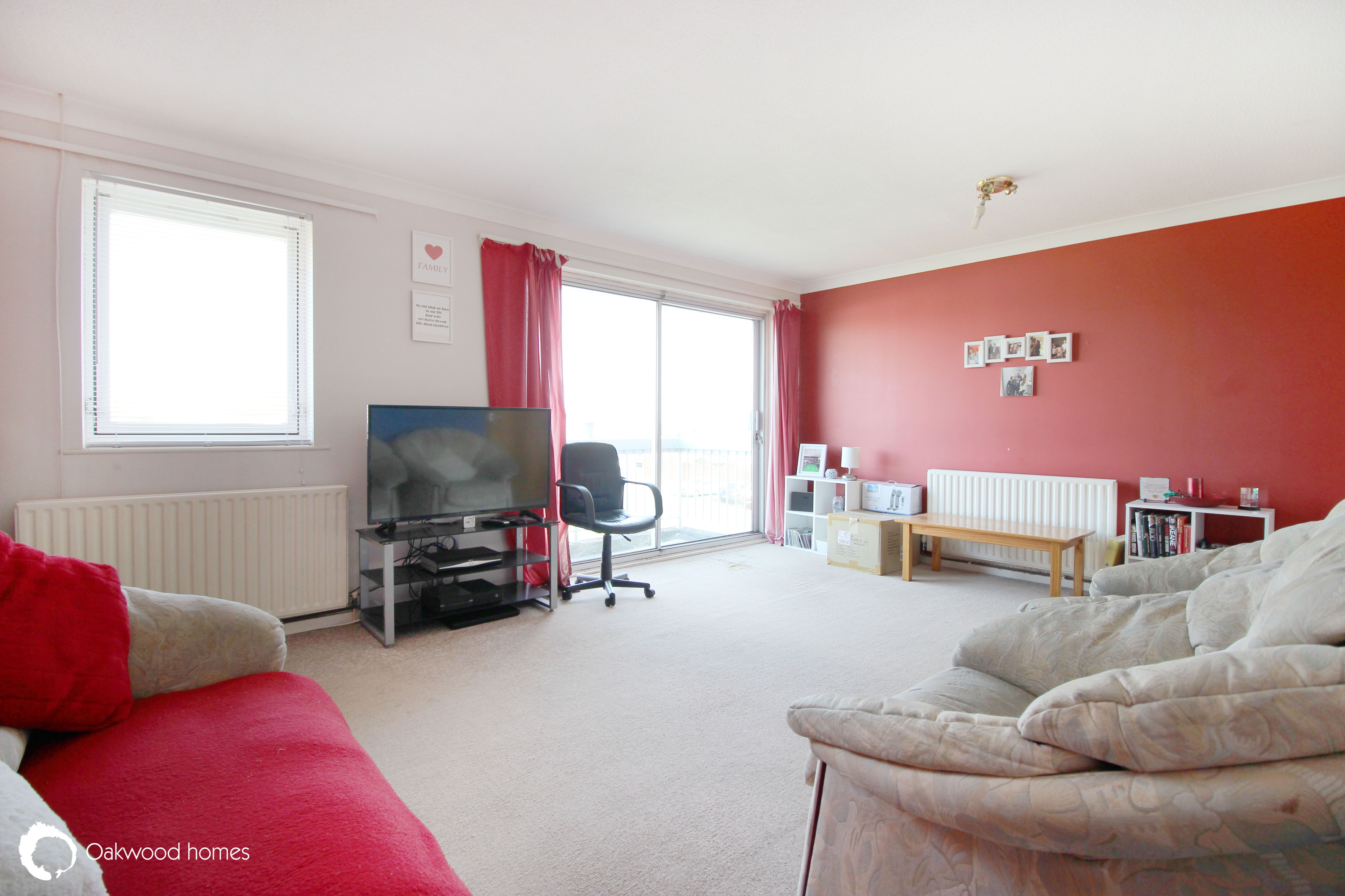 2 bed flat for sale in Eynsford Close, Palm Bay  - Property Image 2