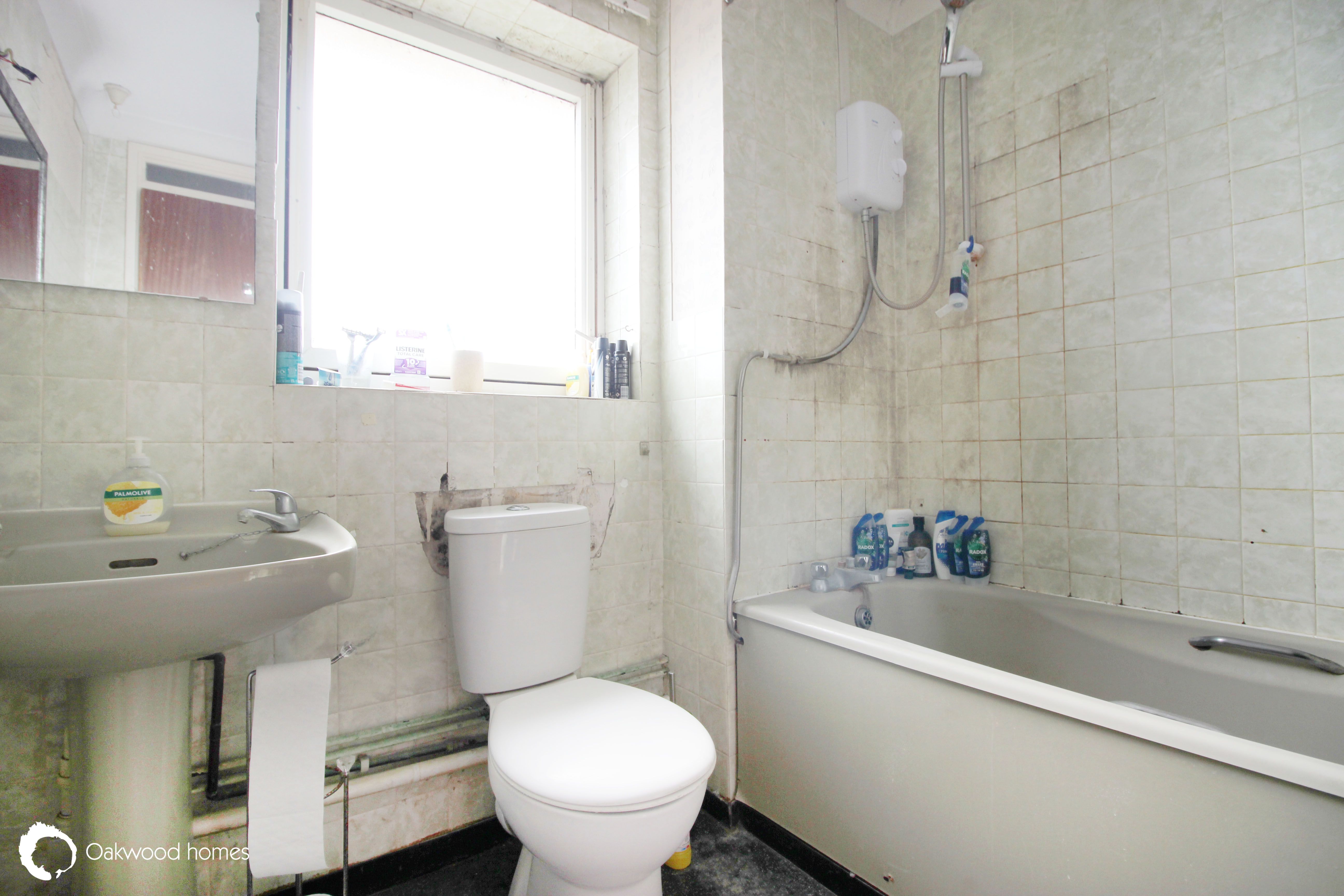 2 bed flat for sale in Eynsford Close, Palm Bay  - Property Image 6