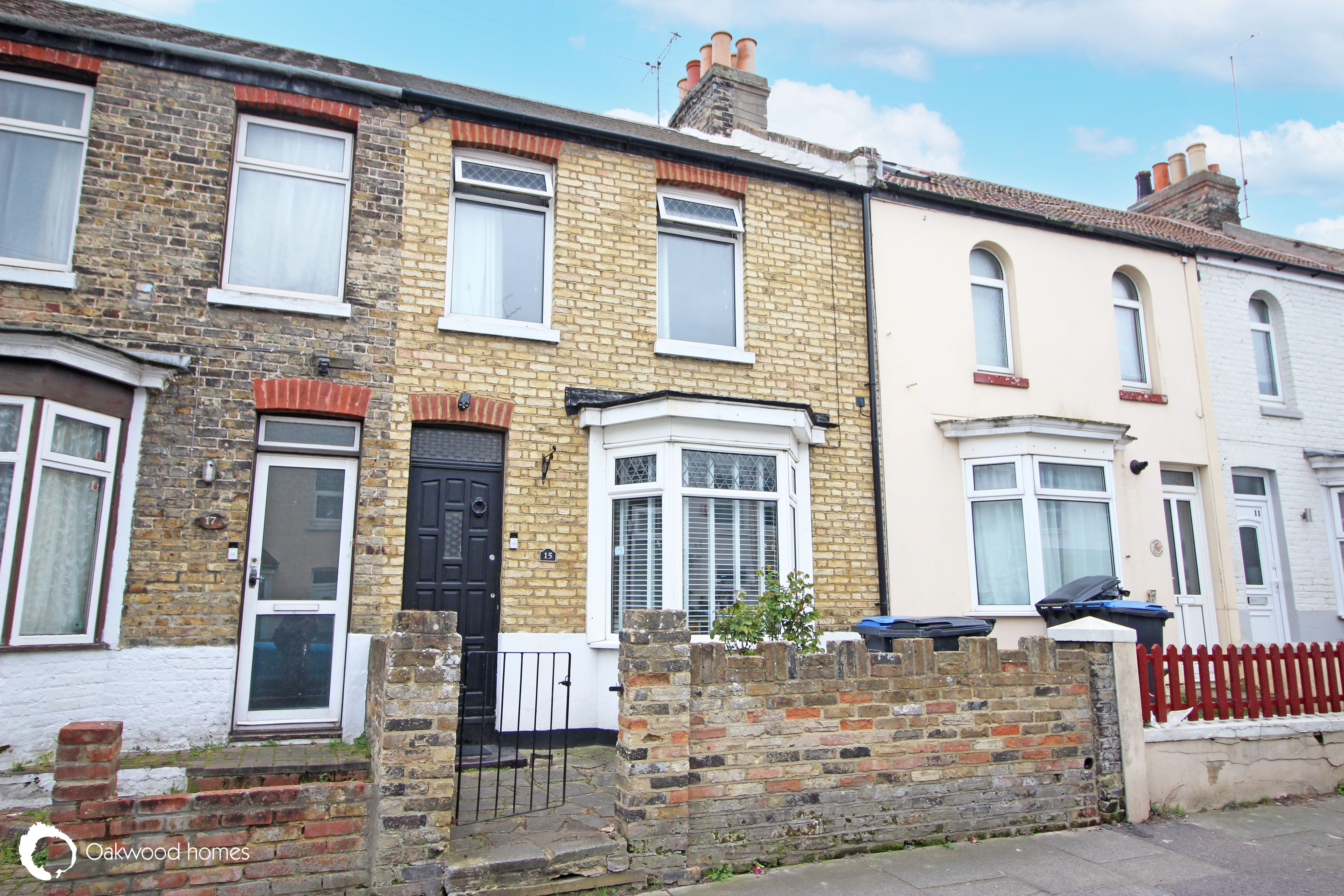 2 bed terraced house for sale in Buckingham Road, Margate - Property Image 1