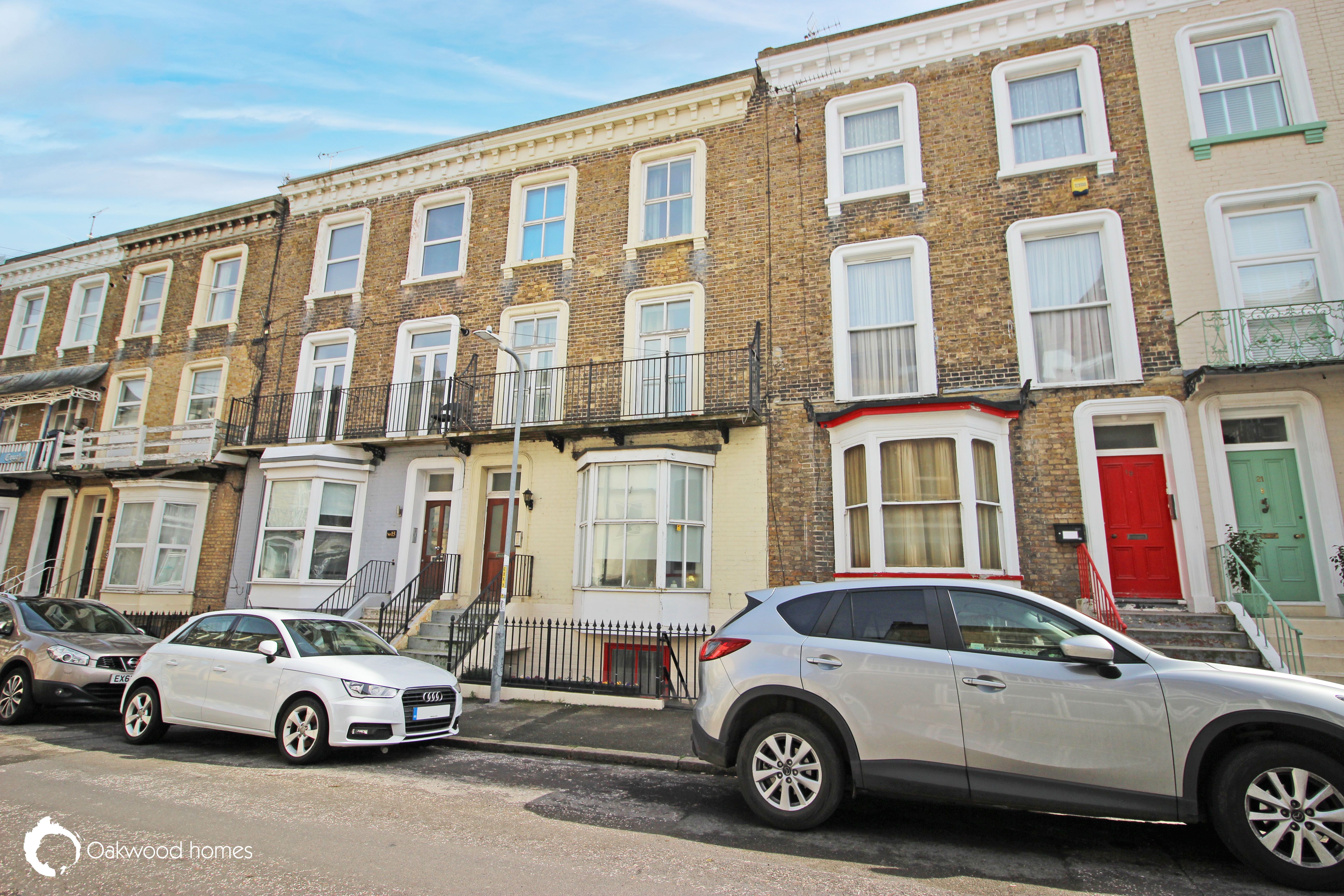 2 bed flat for sale in Ethelbert Road, Margate - Property Image 1