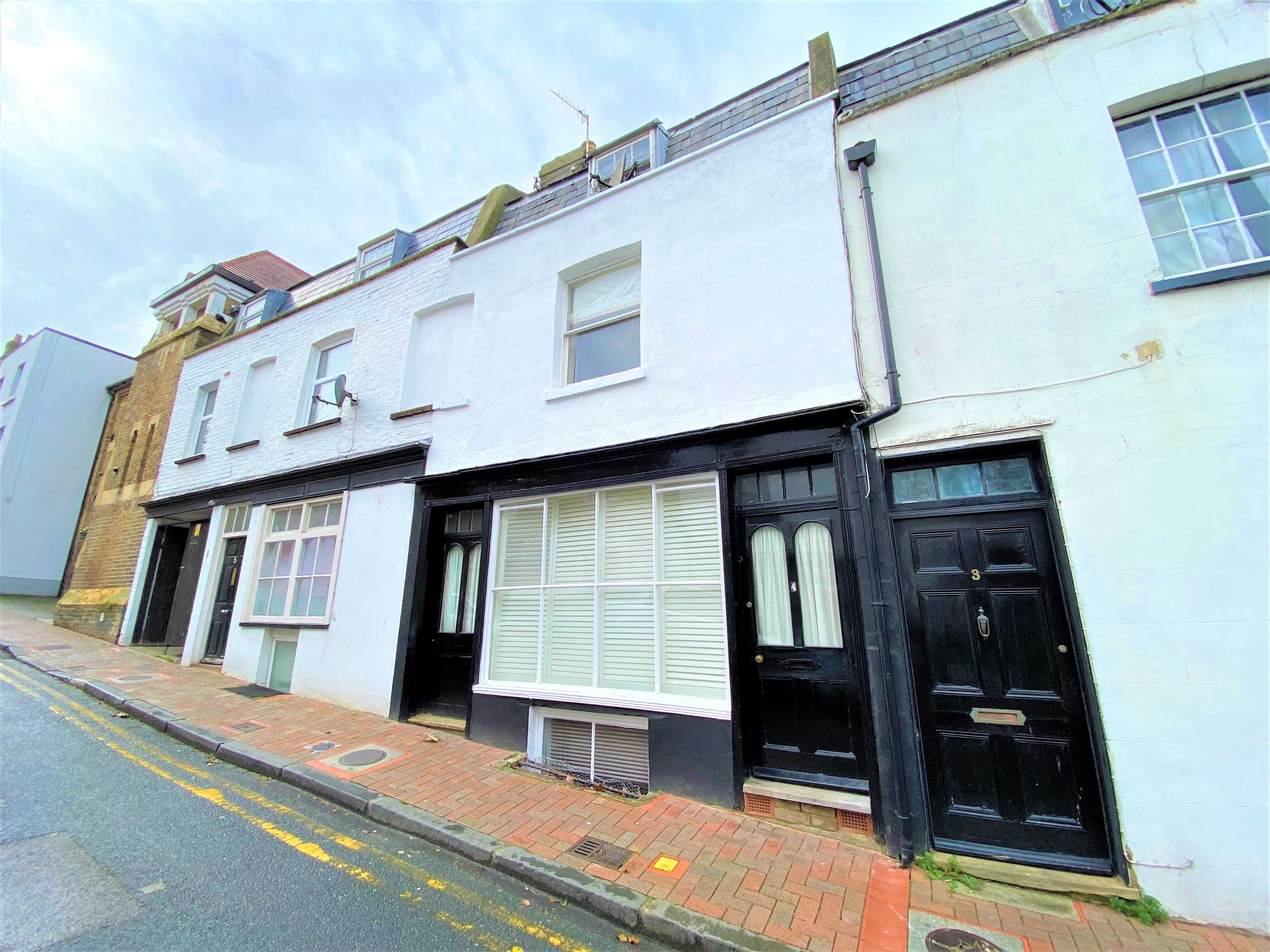 3 bed terraced house for sale in New Cross Street, Margate - Property Image 1