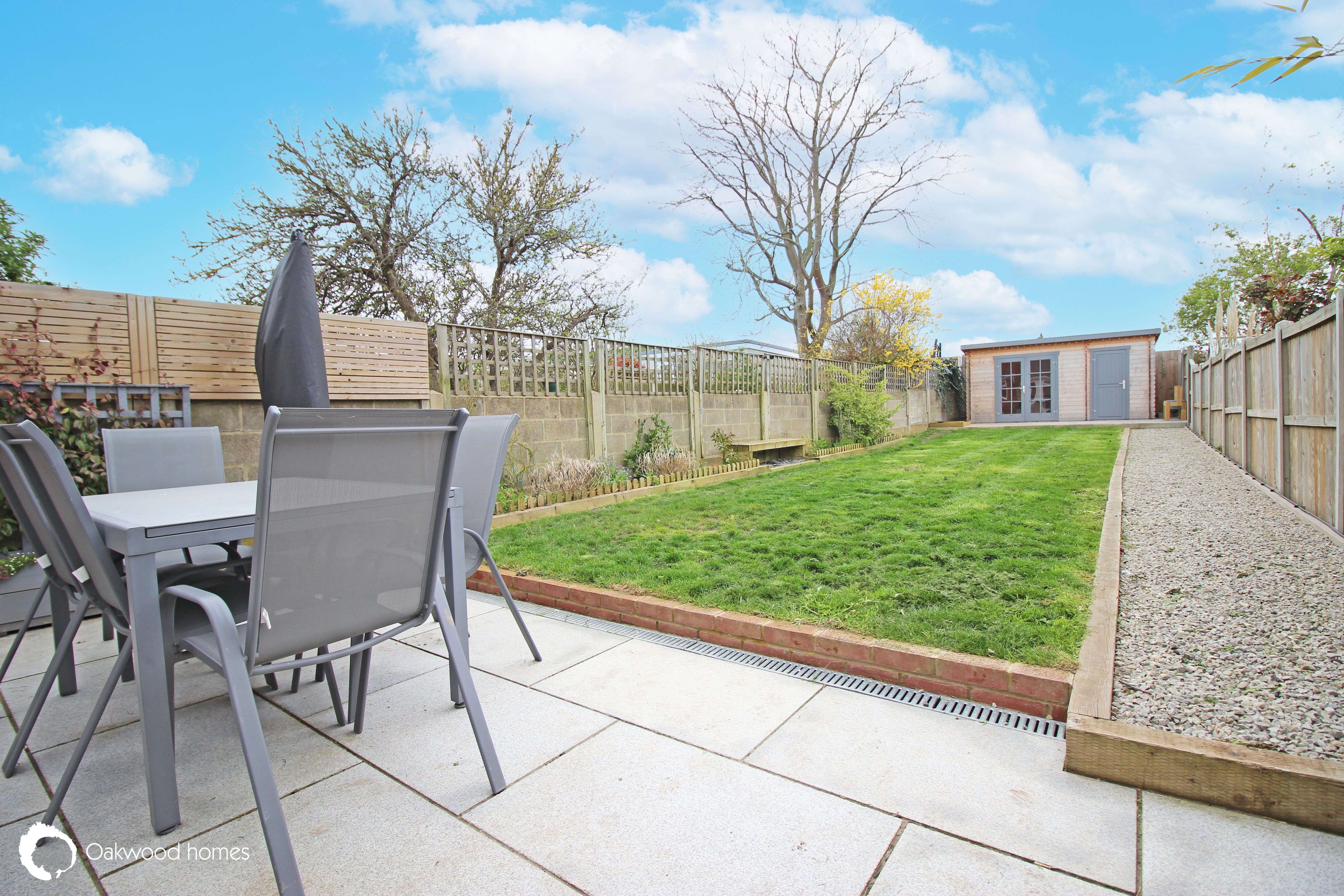 3 bed semi-detached house for sale in Nash Court Gardens, Margate  - Property Image 10