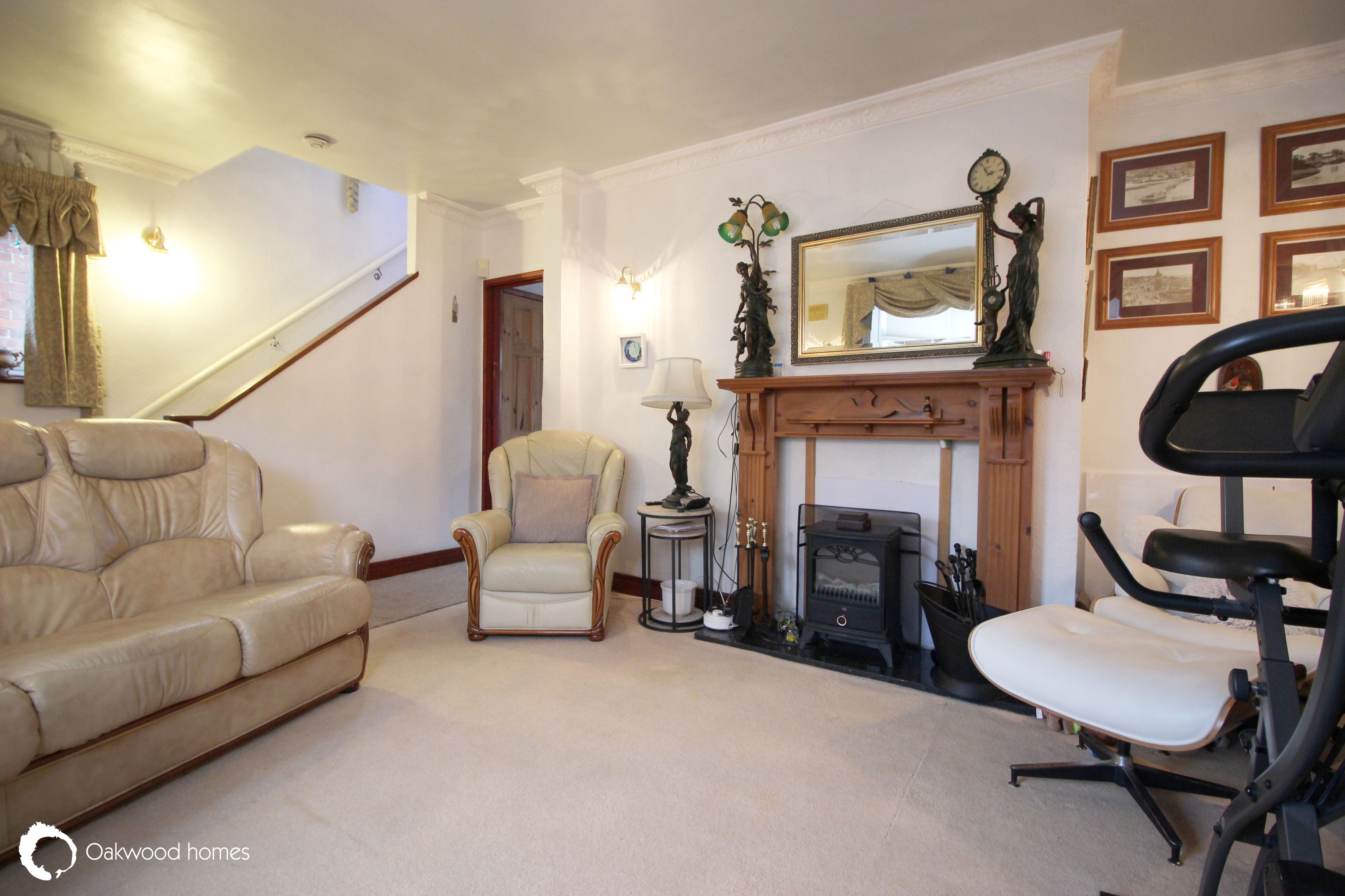 3 bed semi-detached house for sale in Arlington Gardens, Margate  - Property Image 13