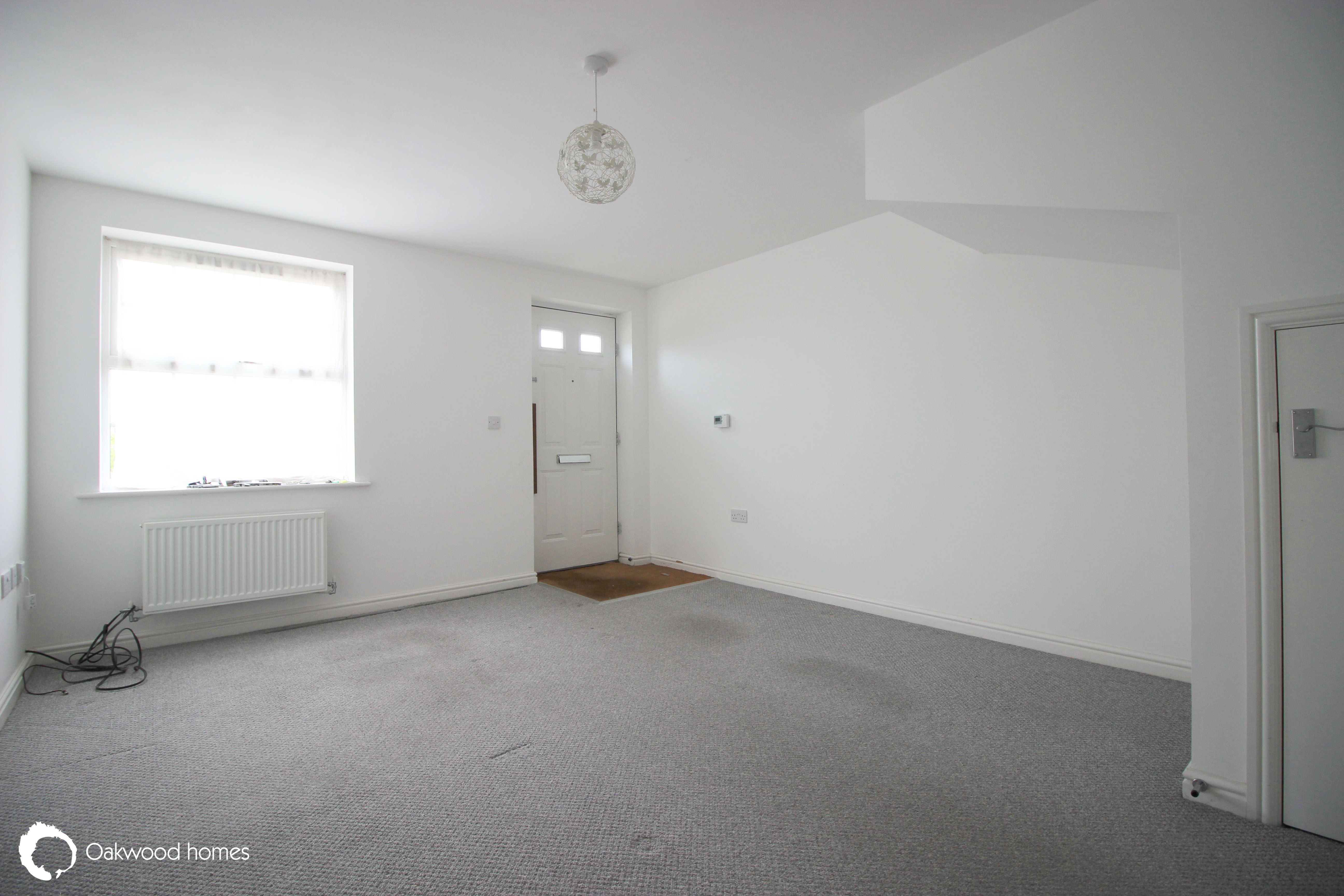 3 bed terraced house for sale in Castle Drive, Margate  - Property Image 3