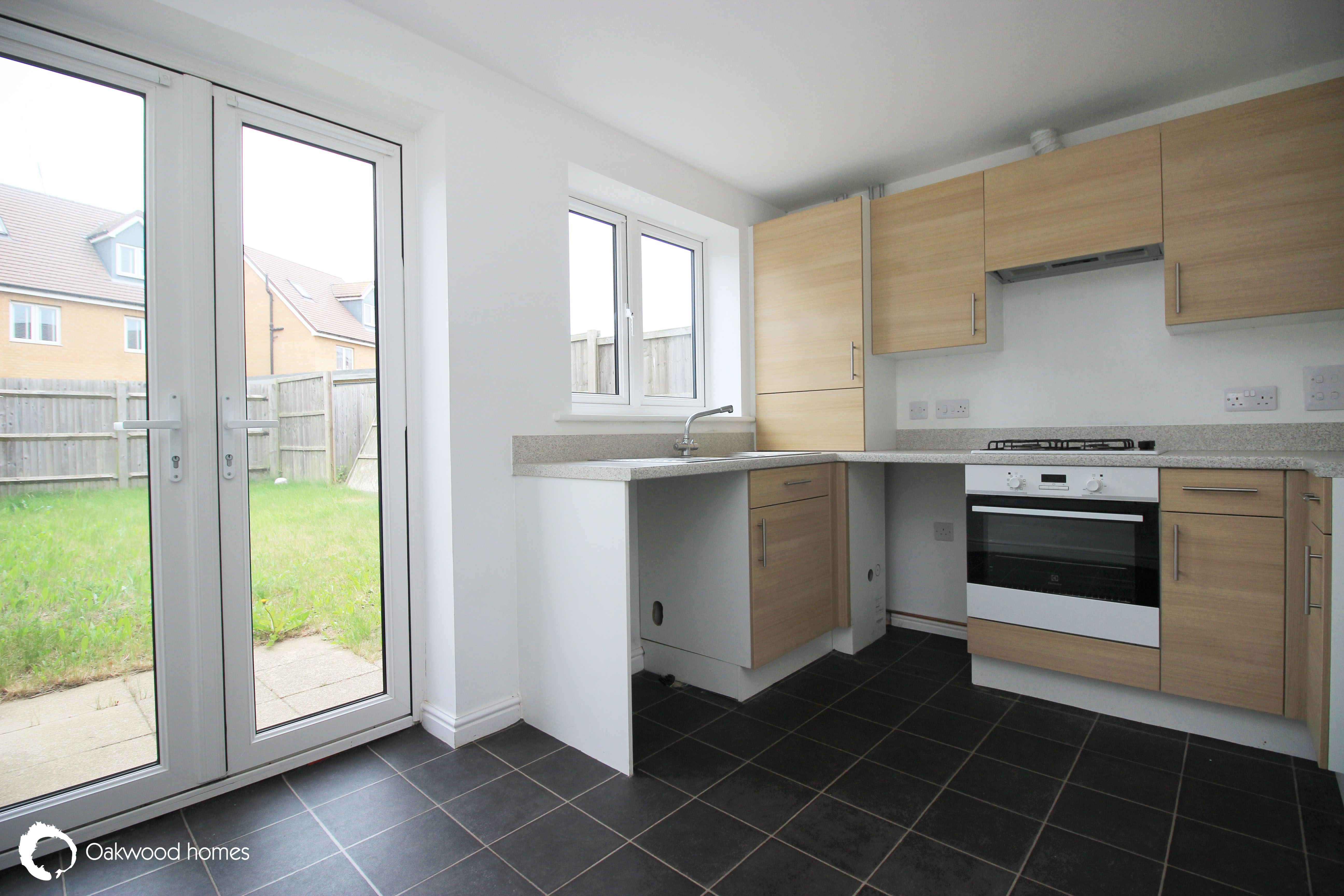 3 bed terraced house for sale in Castle Drive, Margate  - Property Image 4