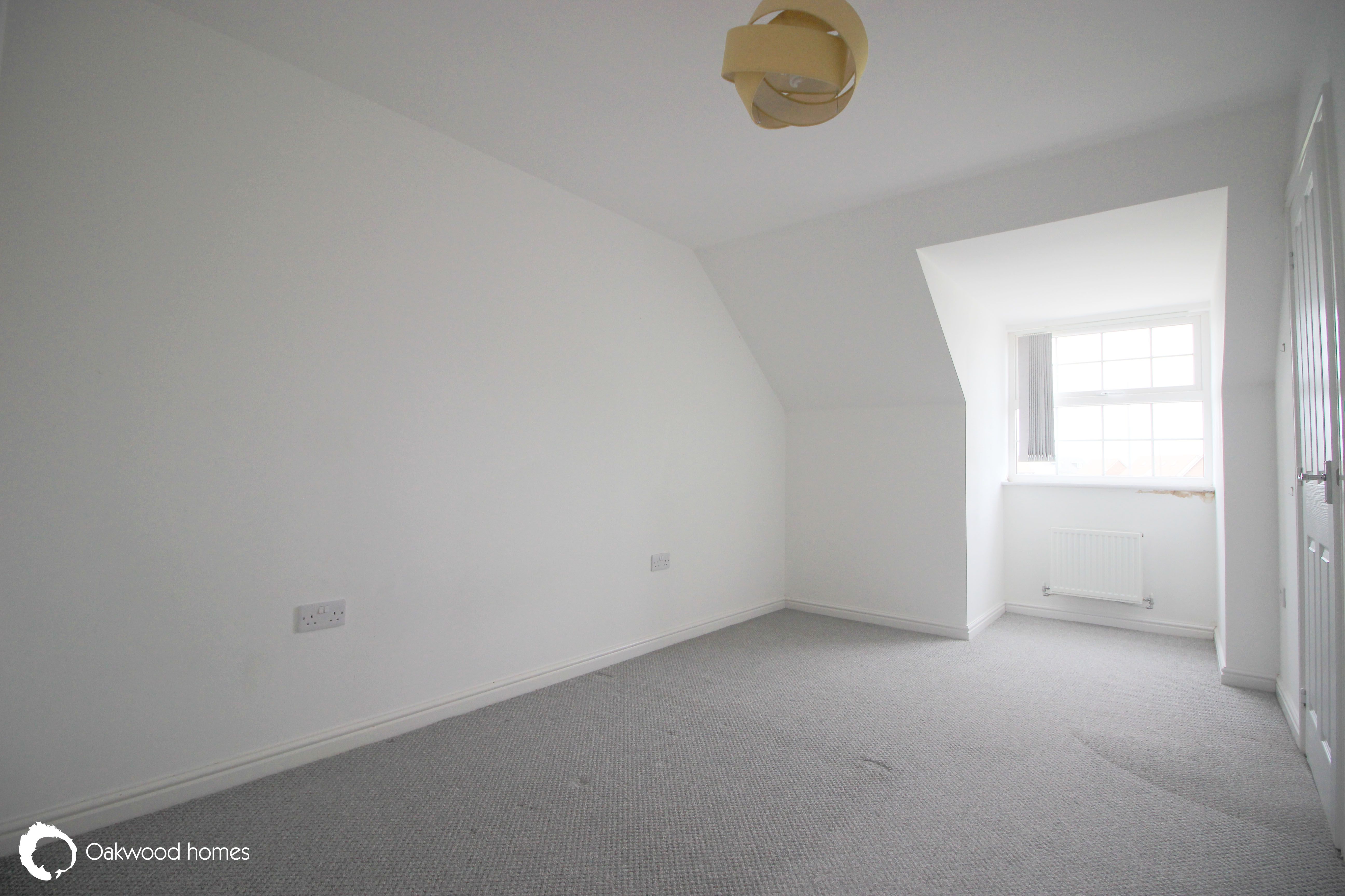 3 bed terraced house for sale in Castle Drive, Margate  - Property Image 10