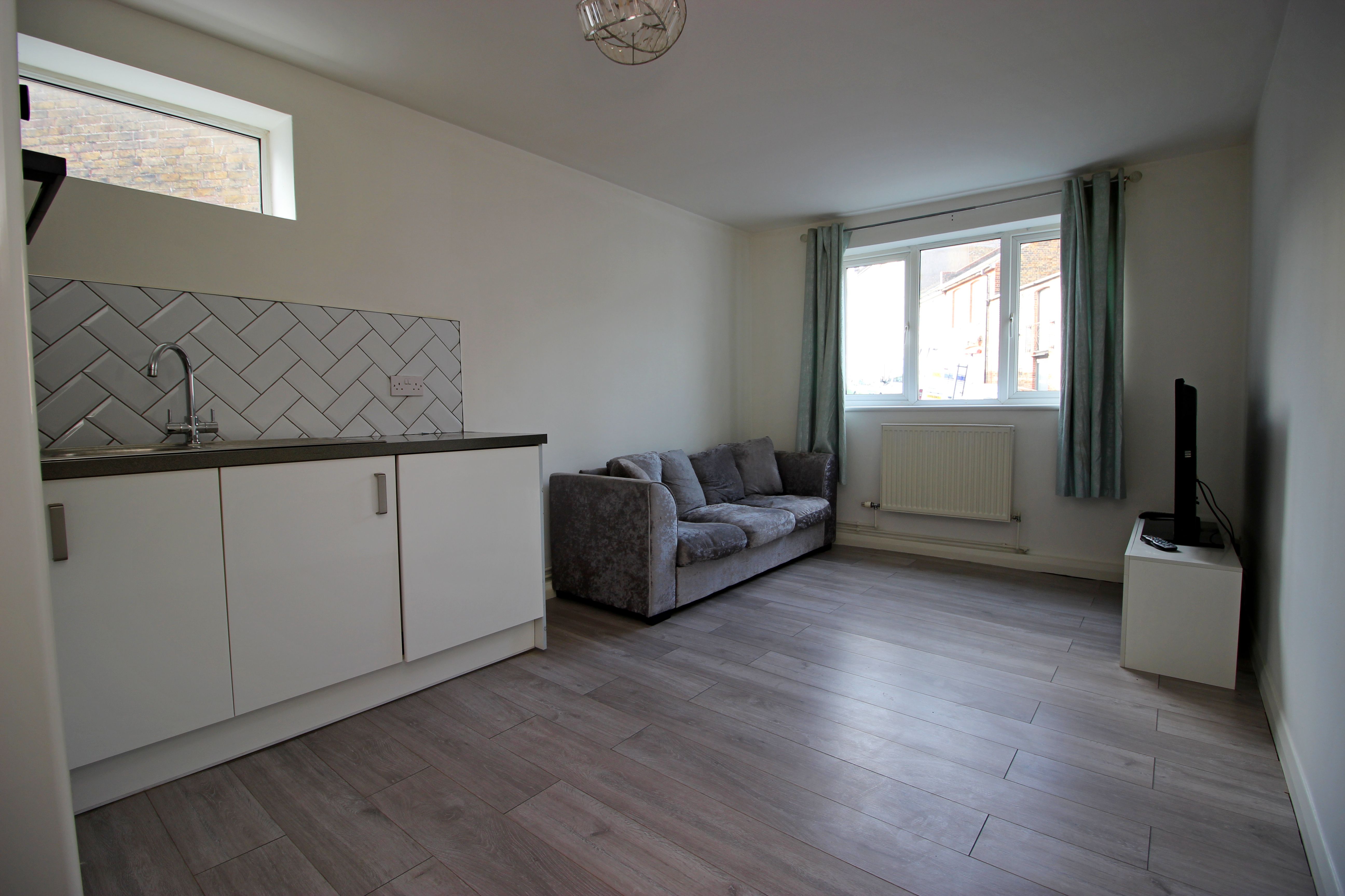 2 bed terraced house for sale in Percy Road, Ramsgate  - Property Image 10