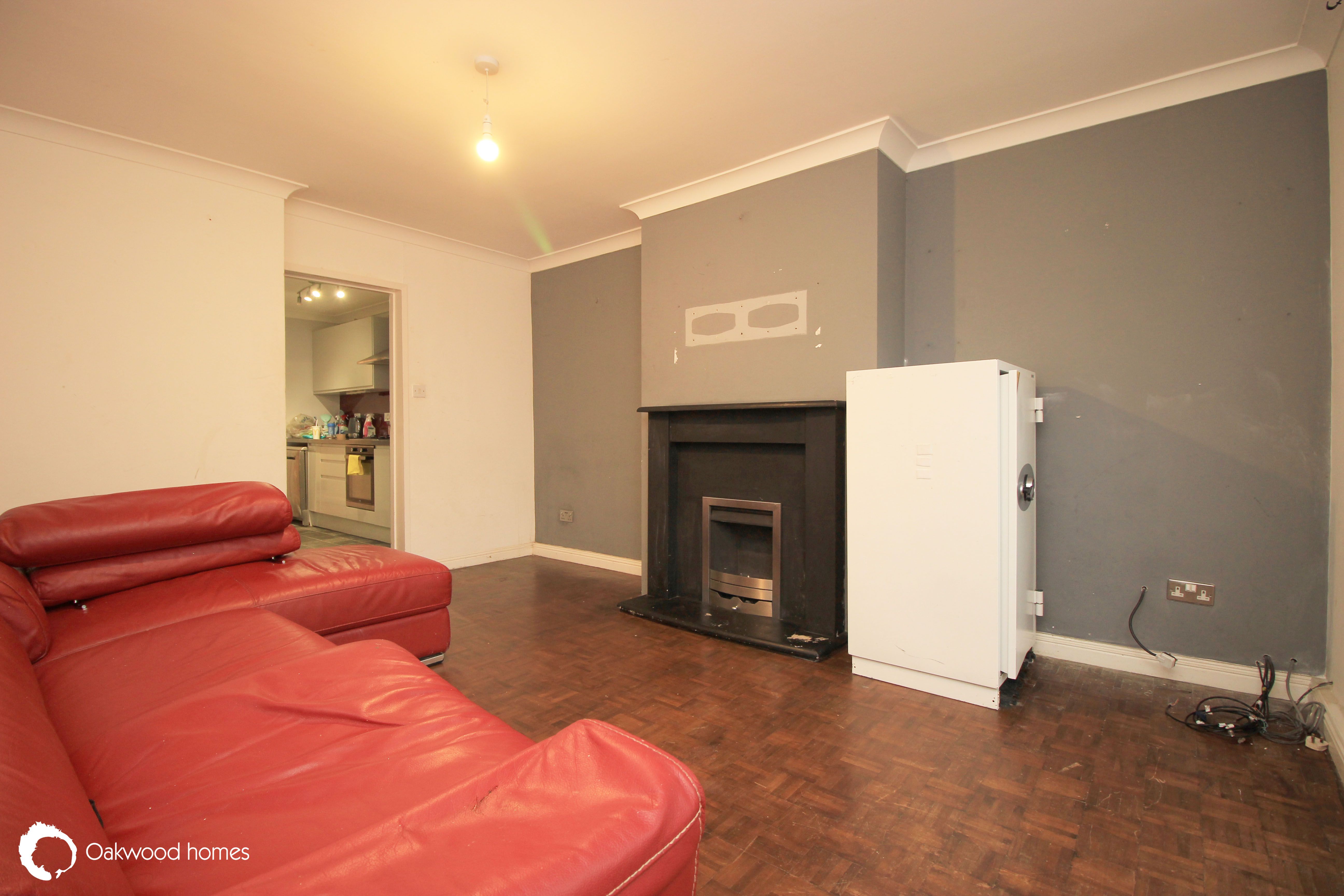 2 bed semi-detached bungalow for sale in Cliffsend Grove, Ramsgate  - Property Image 8