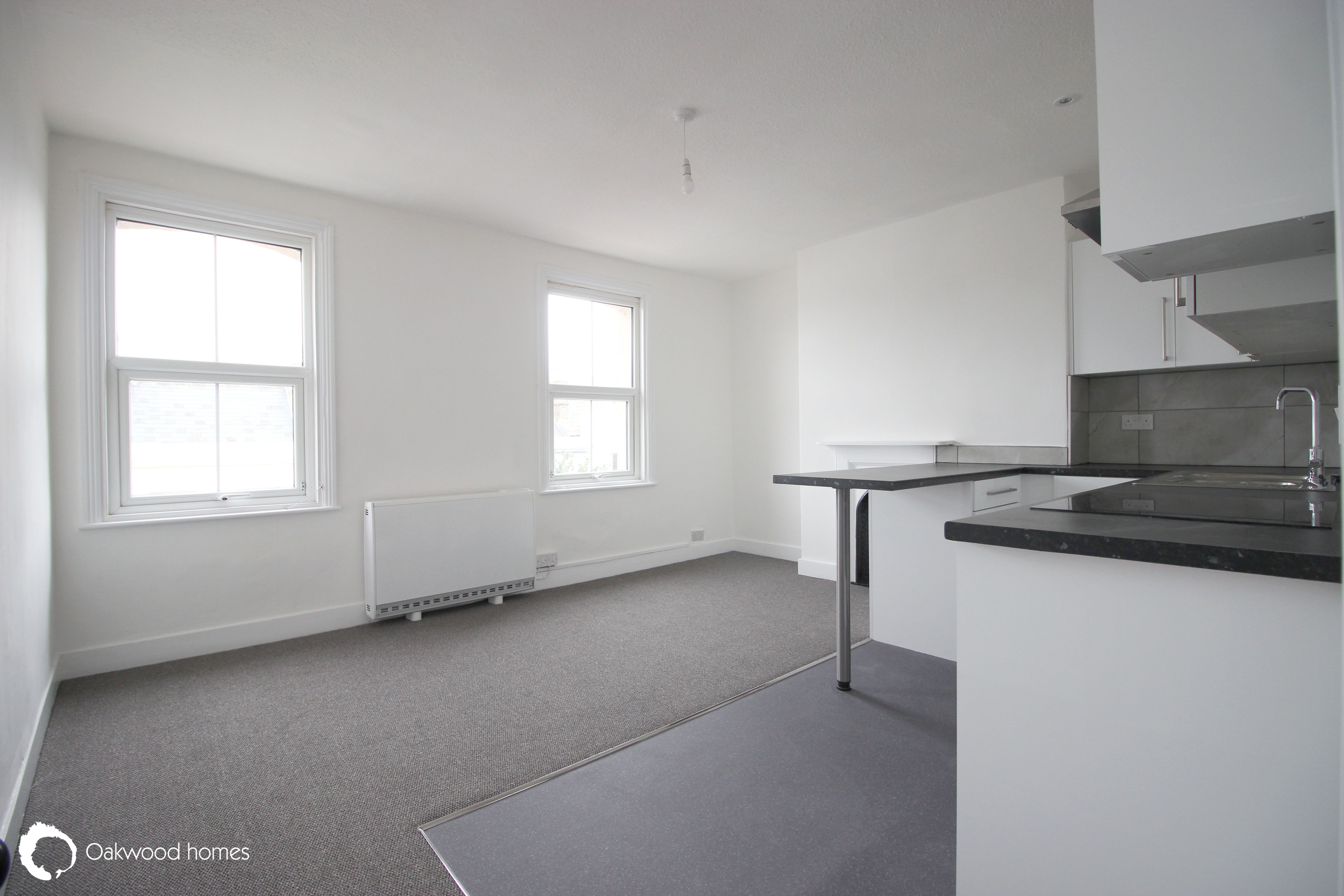 2 bed flat for sale in Grange Road, Ramsgate  - Property Image 3