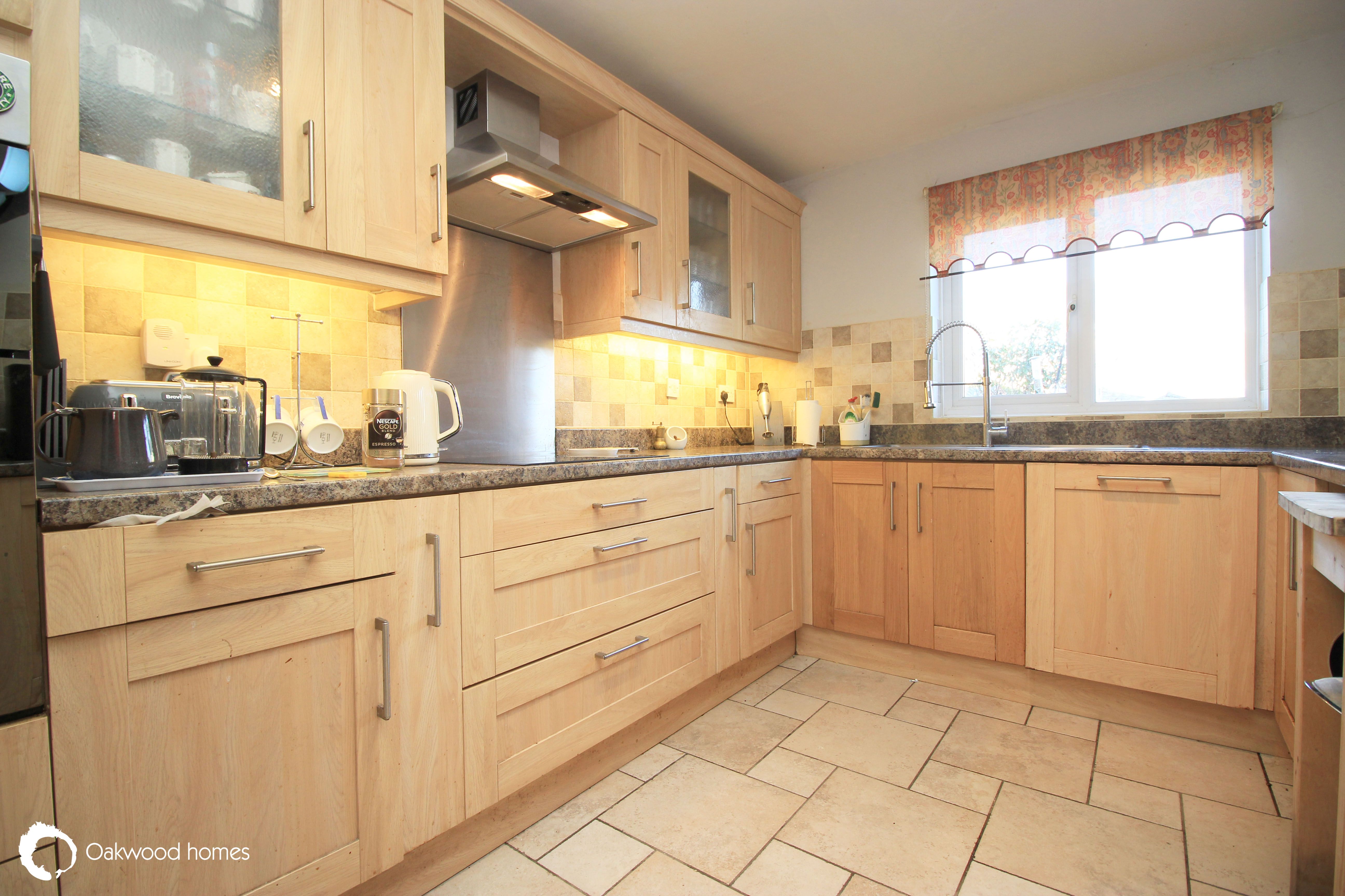 5 bed detached house for sale in Beech Grove, Ramsgate  - Property Image 4