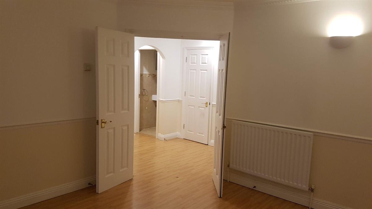 1 bed flat to rent in Chesterton Close, Wandsworth  - Property Image 6