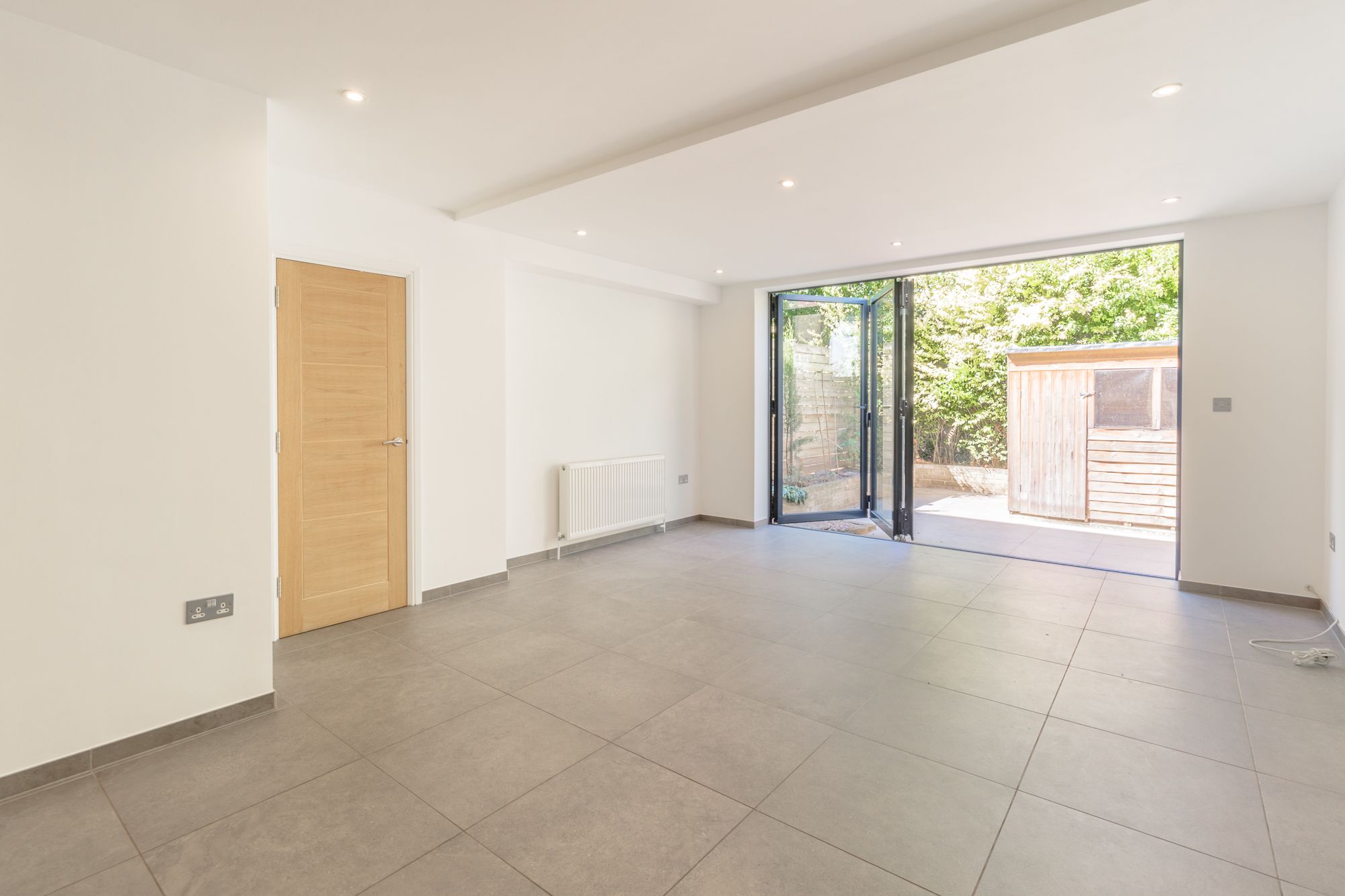 4 bed terraced house to rent in Milton Court, London  - Property Image 2