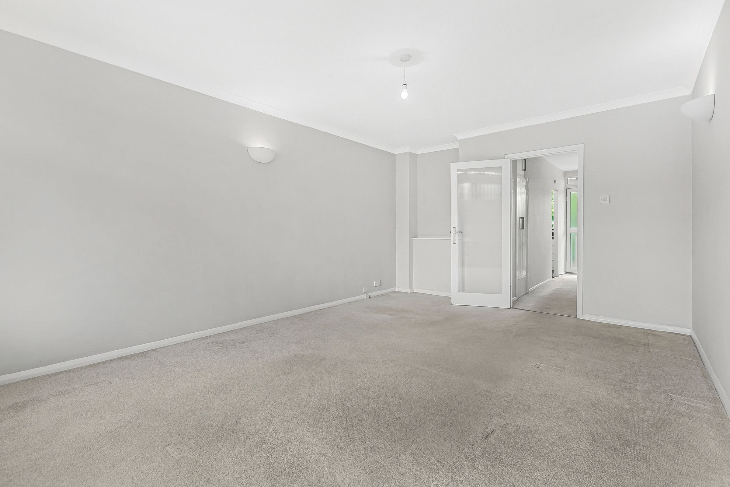 2 bed flat to rent in Putney Hill, London  - Property Image 6