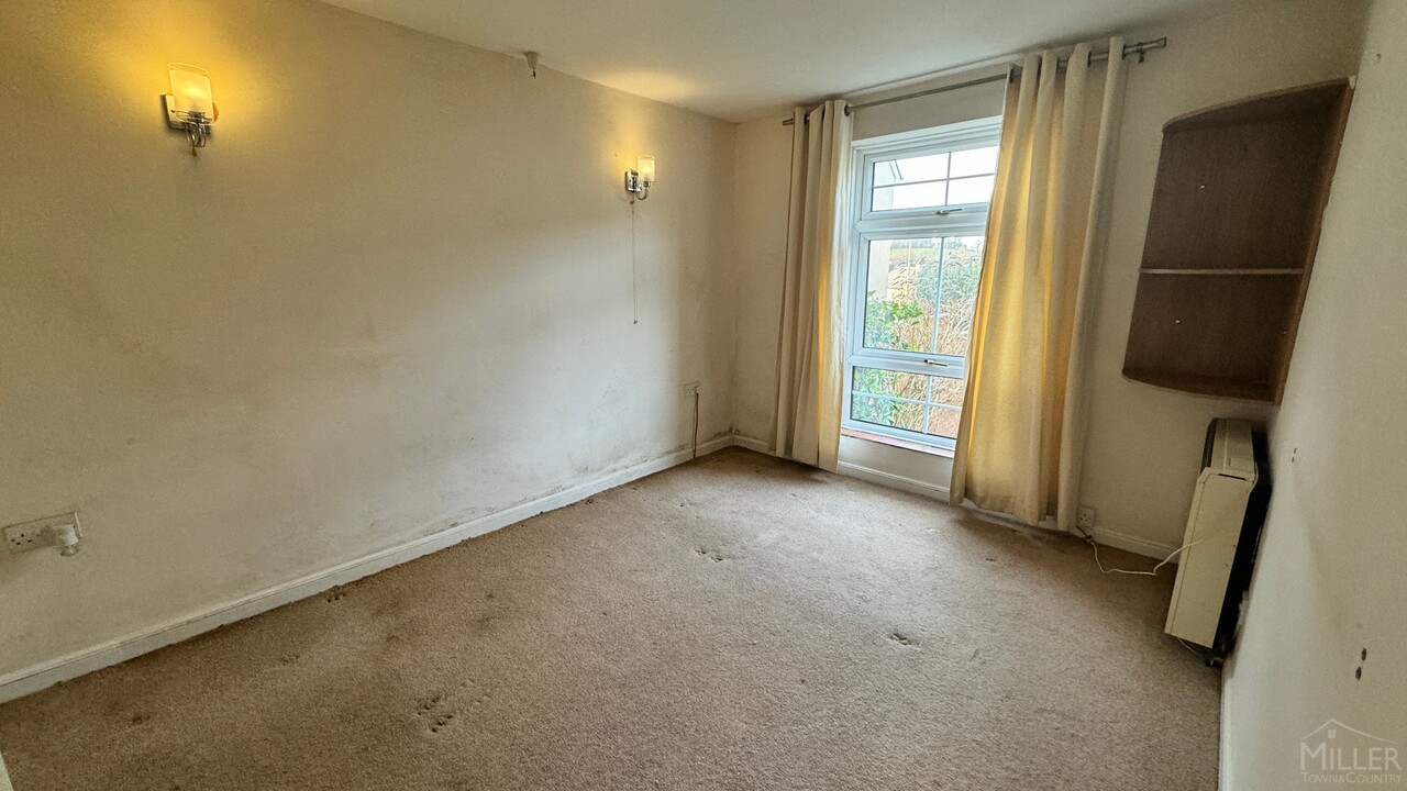 2 bed apartment for sale in East Street, Okehampton  - Property Image 4