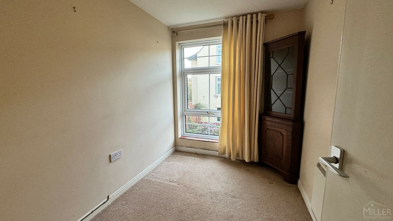 2 bed apartment for sale in East Street, Okehampton  - Property Image 5